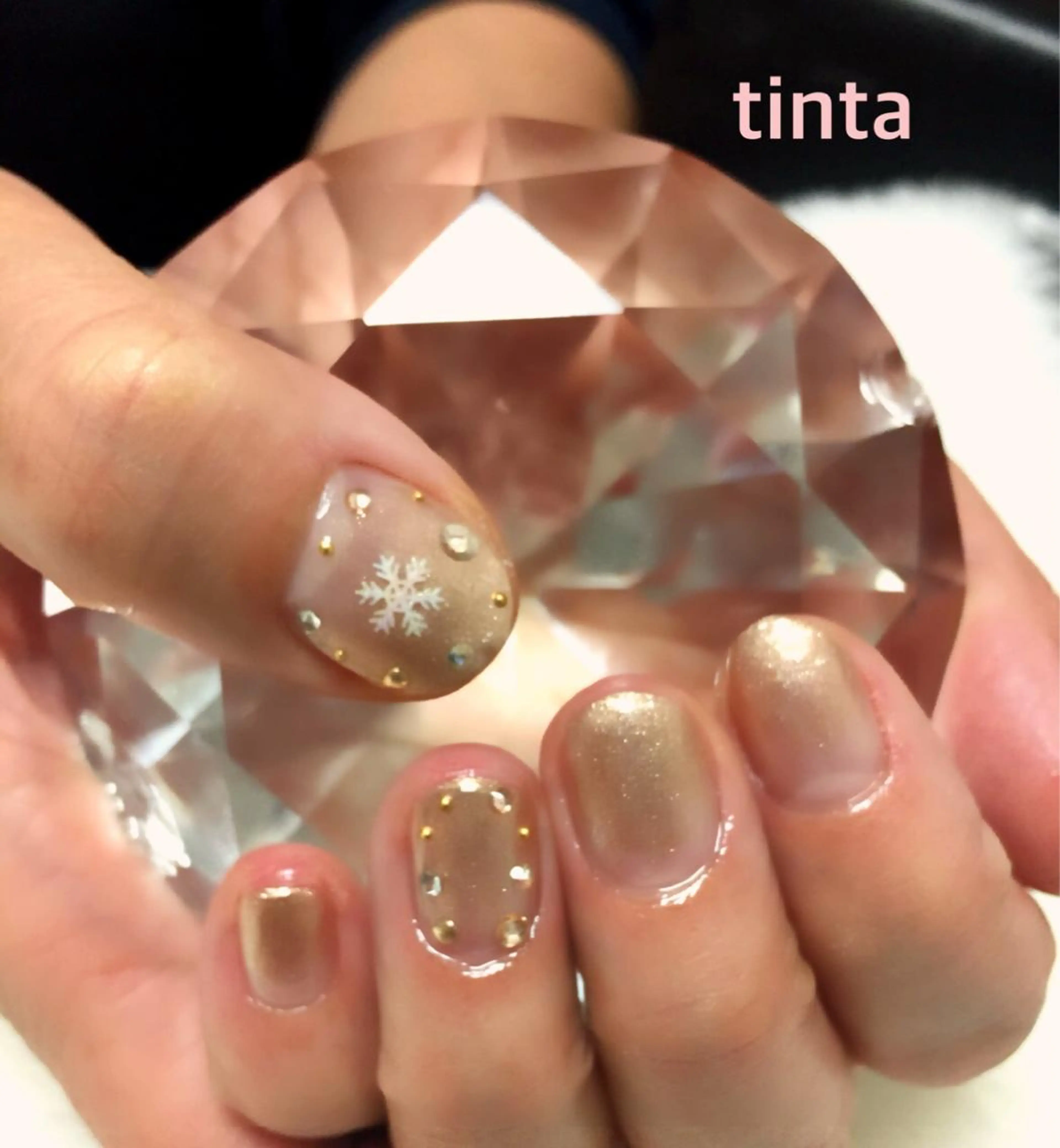 ネイル ゴールド グラデーション ラメ(グリッター) 馬場 典子のネイルデザイン