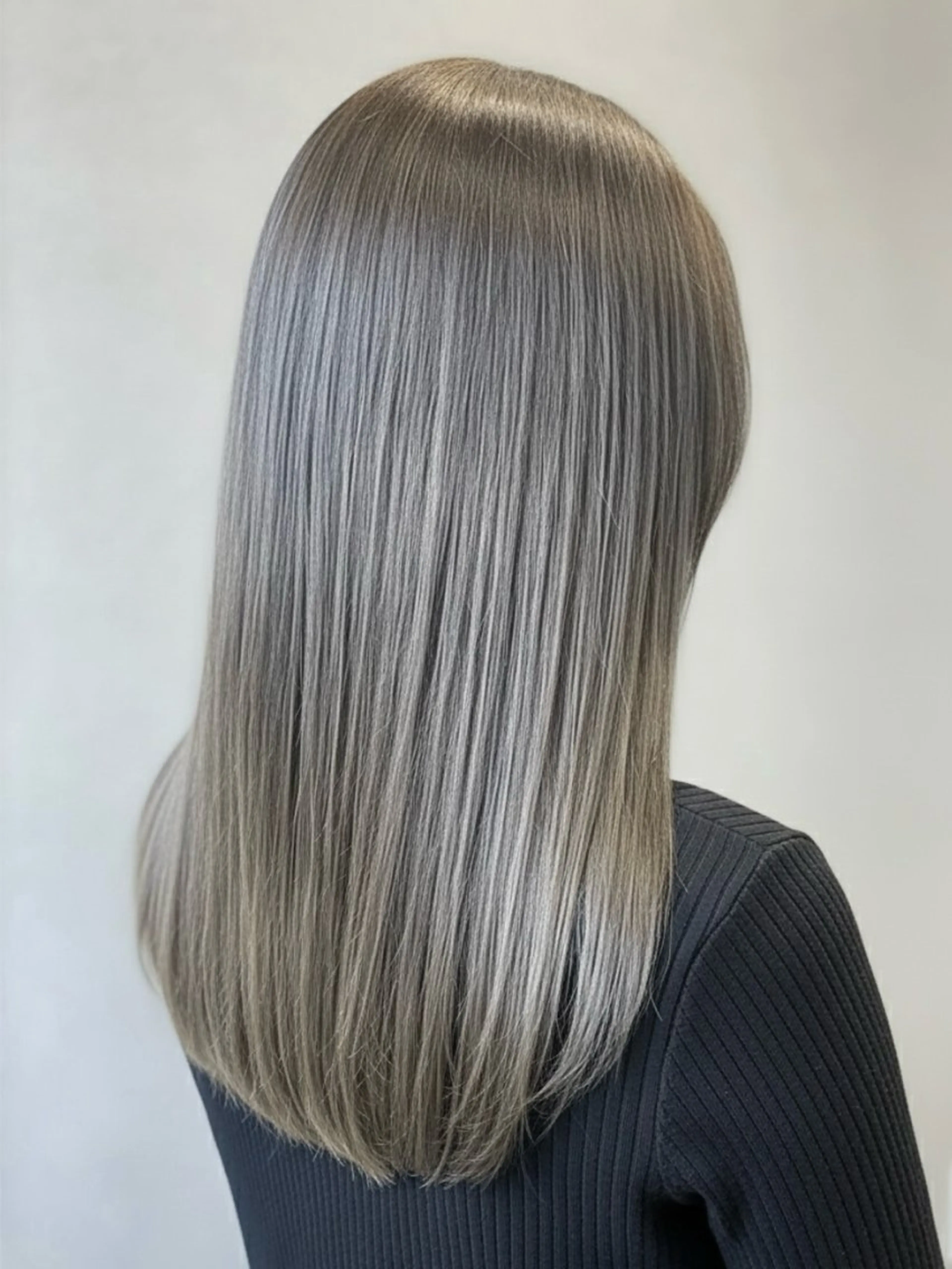 セミロング カラー ブリーチ 透明感カラー ダブルカラー グレージュ ブリーチなしカラー カット ヘアカラー トリートメント Yuto /レイヤー、ウルフのヘアスタイル