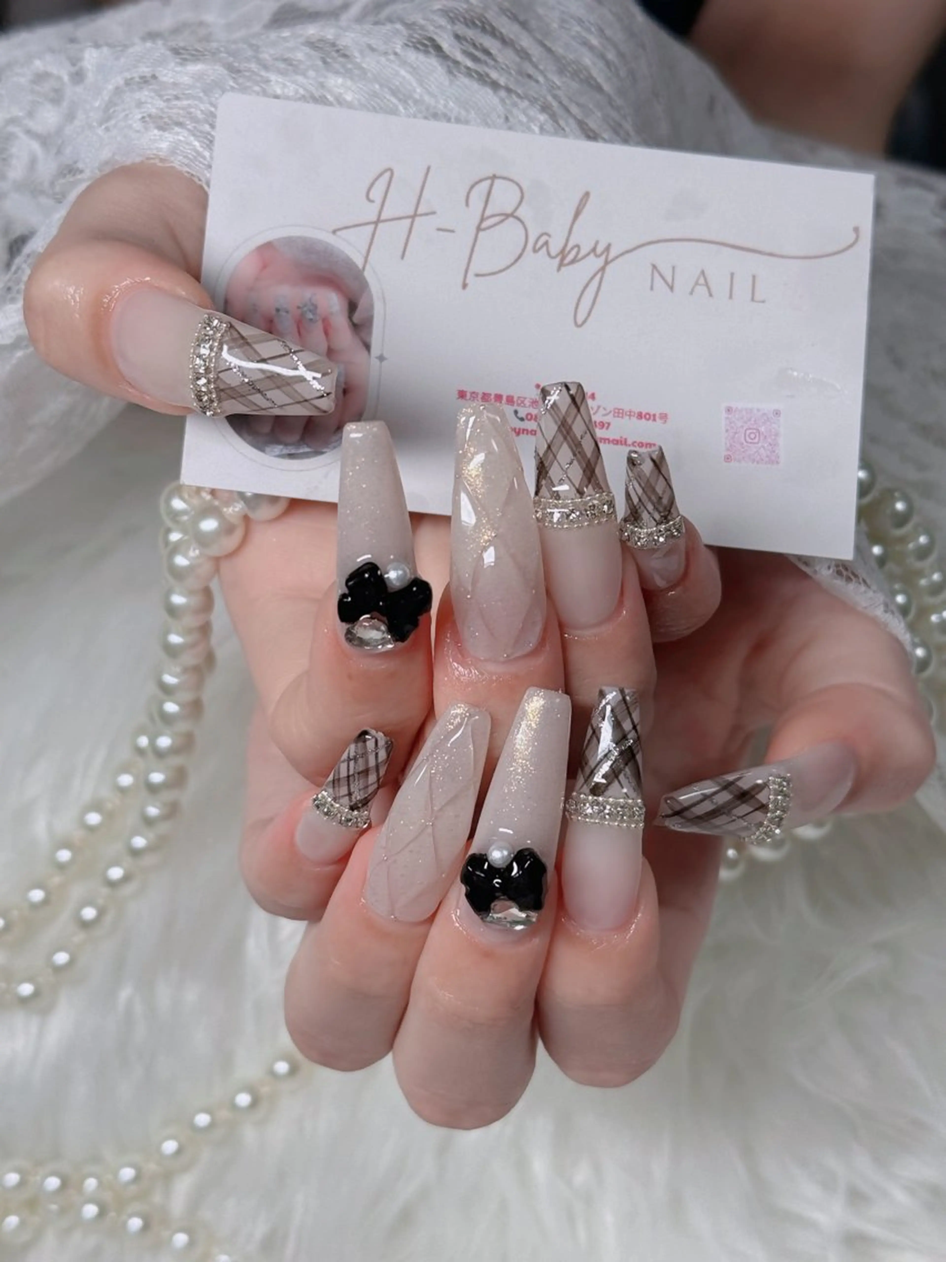 ネイル オーロラネイル フレンチネイル ジェルネイル ハロウィン キラキラネイル ハンドネイル H.baby Nail Salonのネイルデザイン