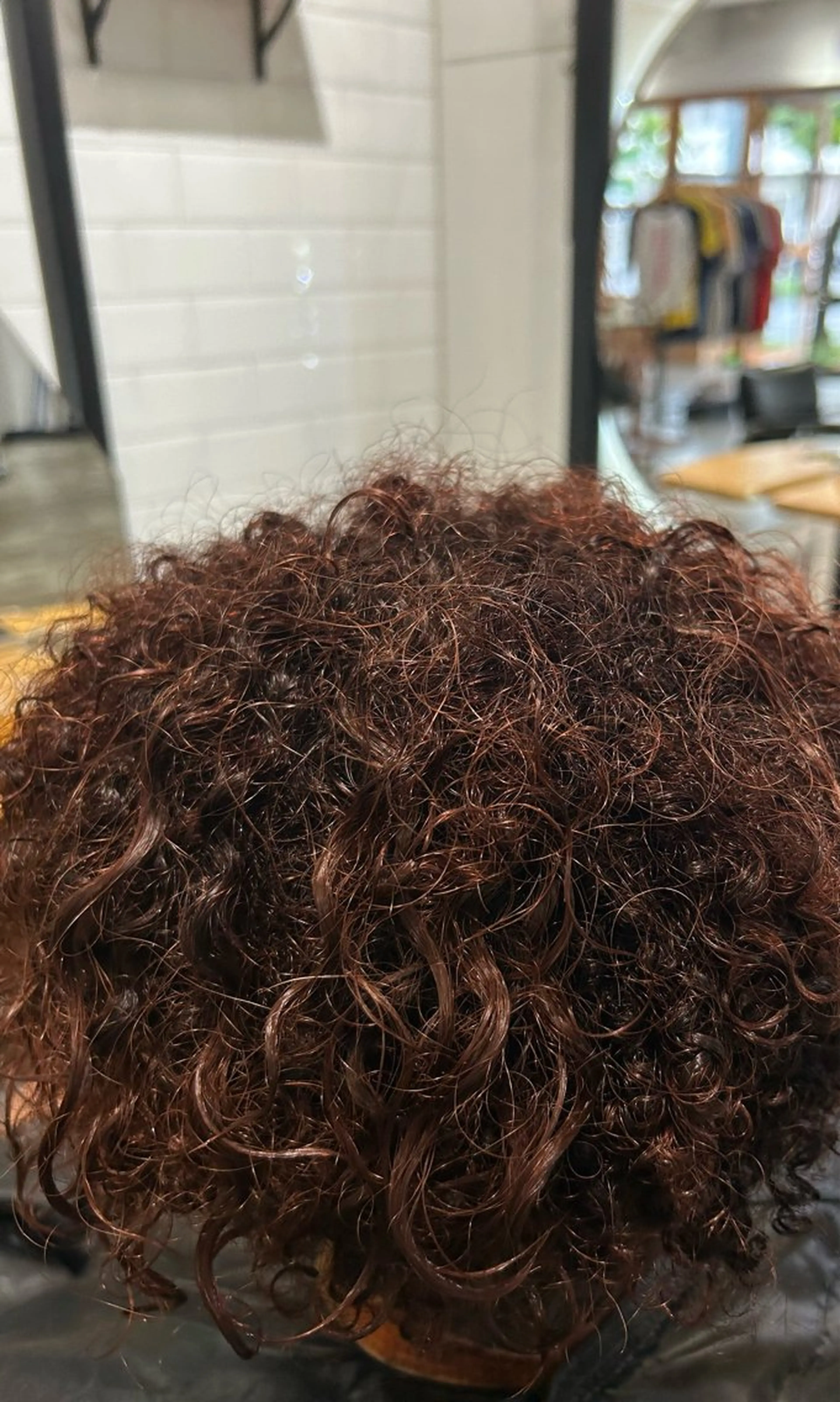 カラー AOI✖️ BY MY SIDEのヘアスタイル