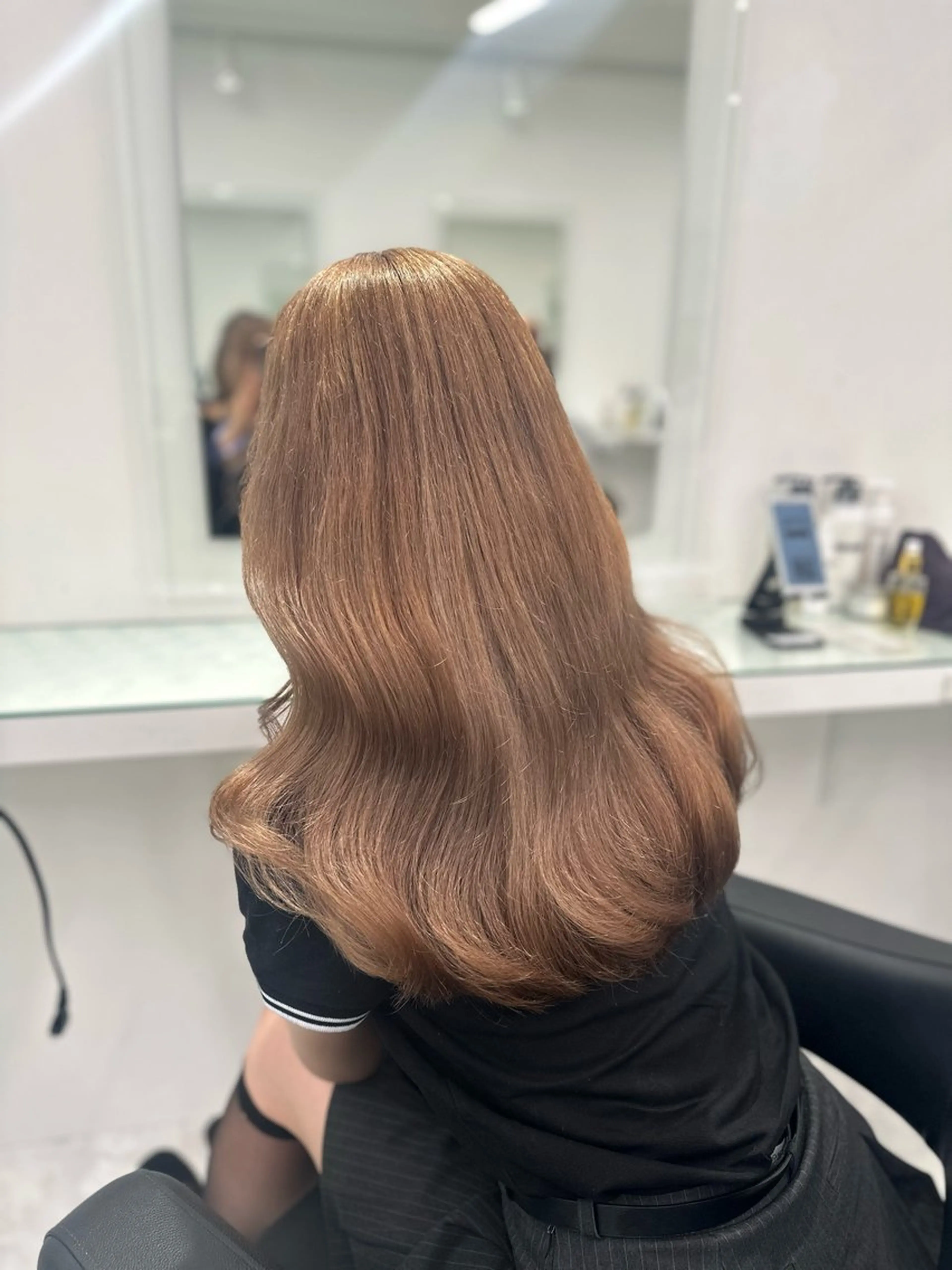 セミロング カラー ❄最強かわいいカラー ❄️MINA❄️のヘアスタイル