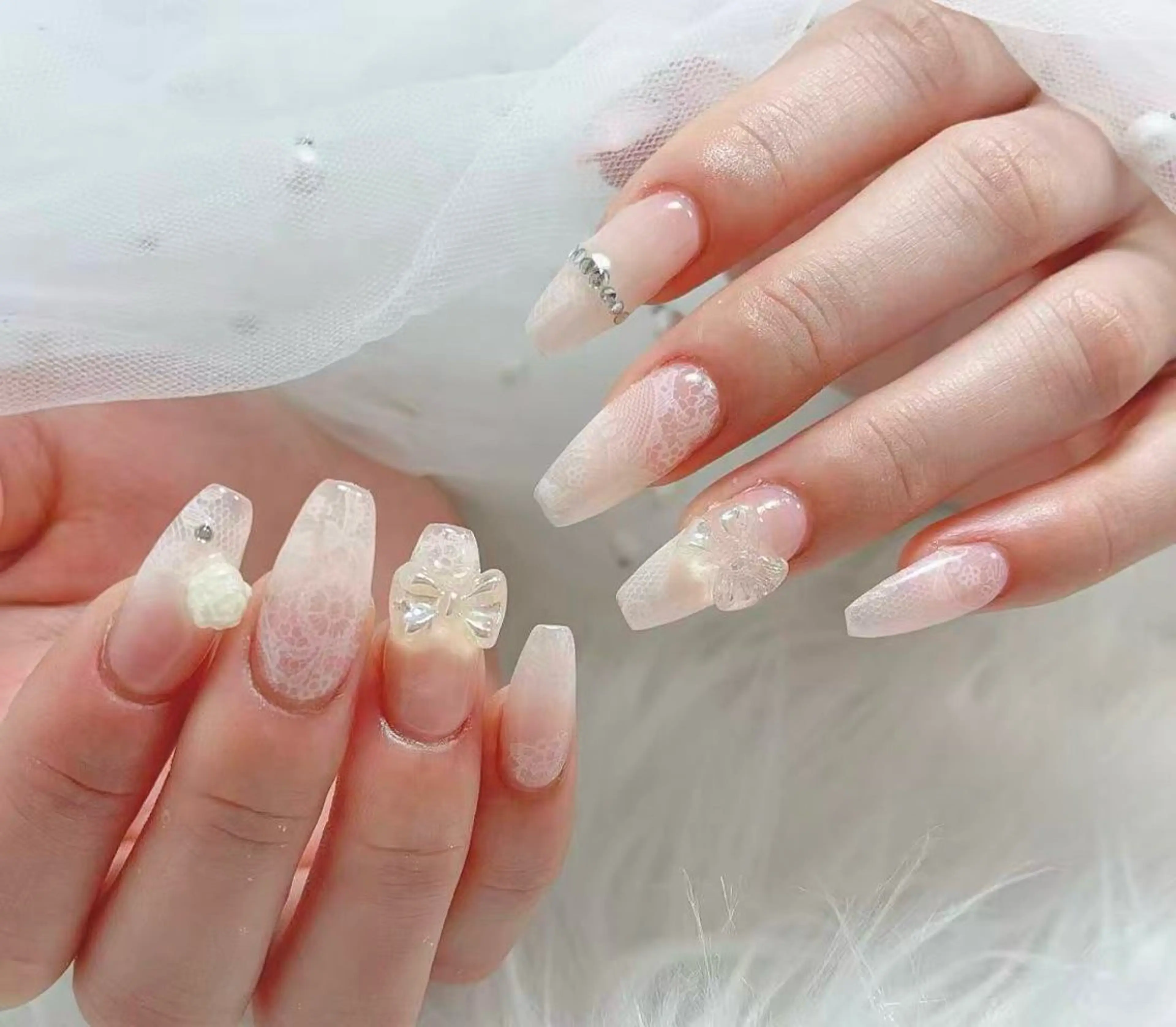 ネイル アニマル柄 チークネイル フラッシュネイル フットネイル フレンチネイル ハンドネイル B·U Nail大宮 長さだし専門店のネイルデザイン