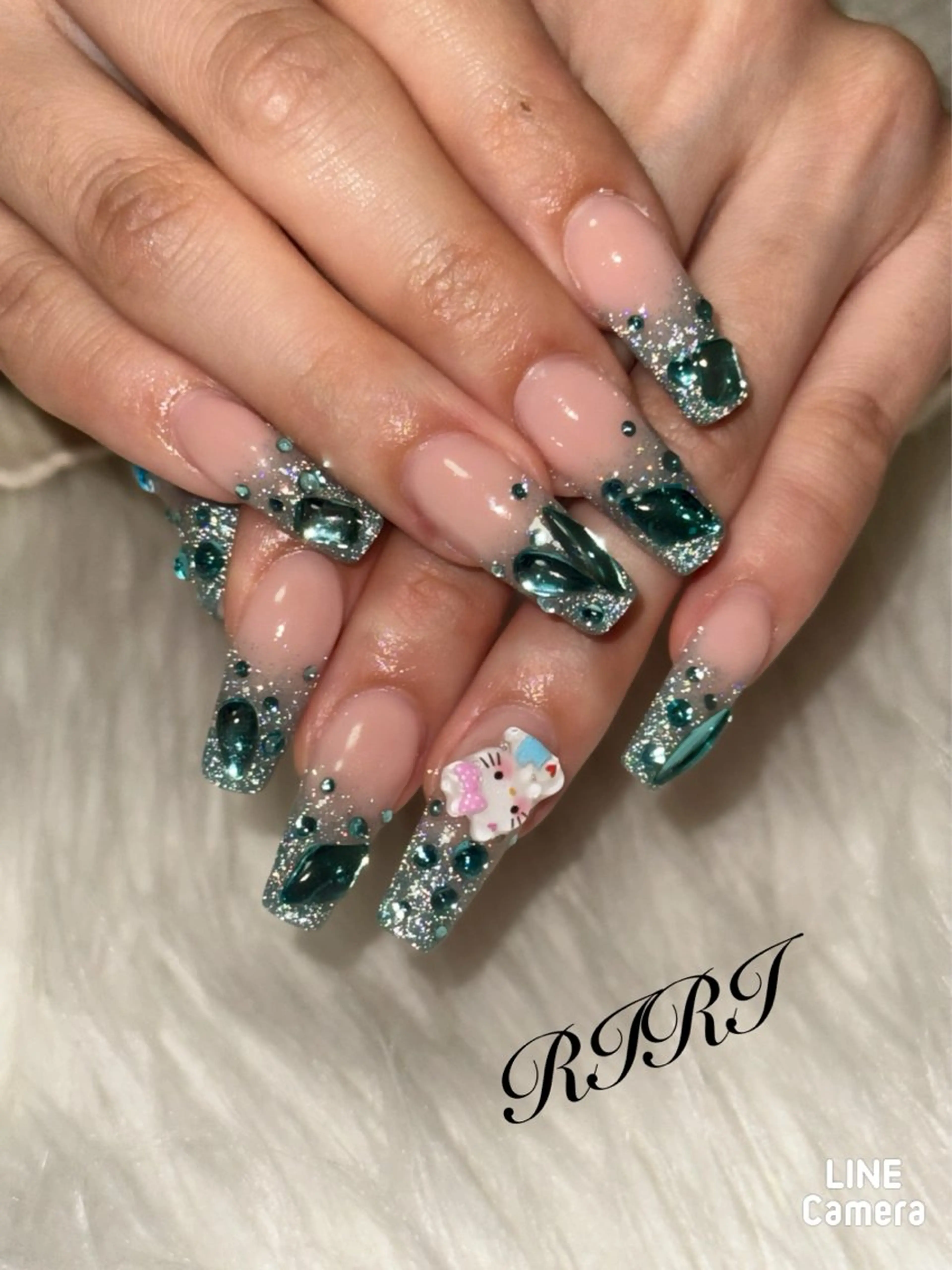 ネイル ハンドネイル riri オーナーのネイルデザイン