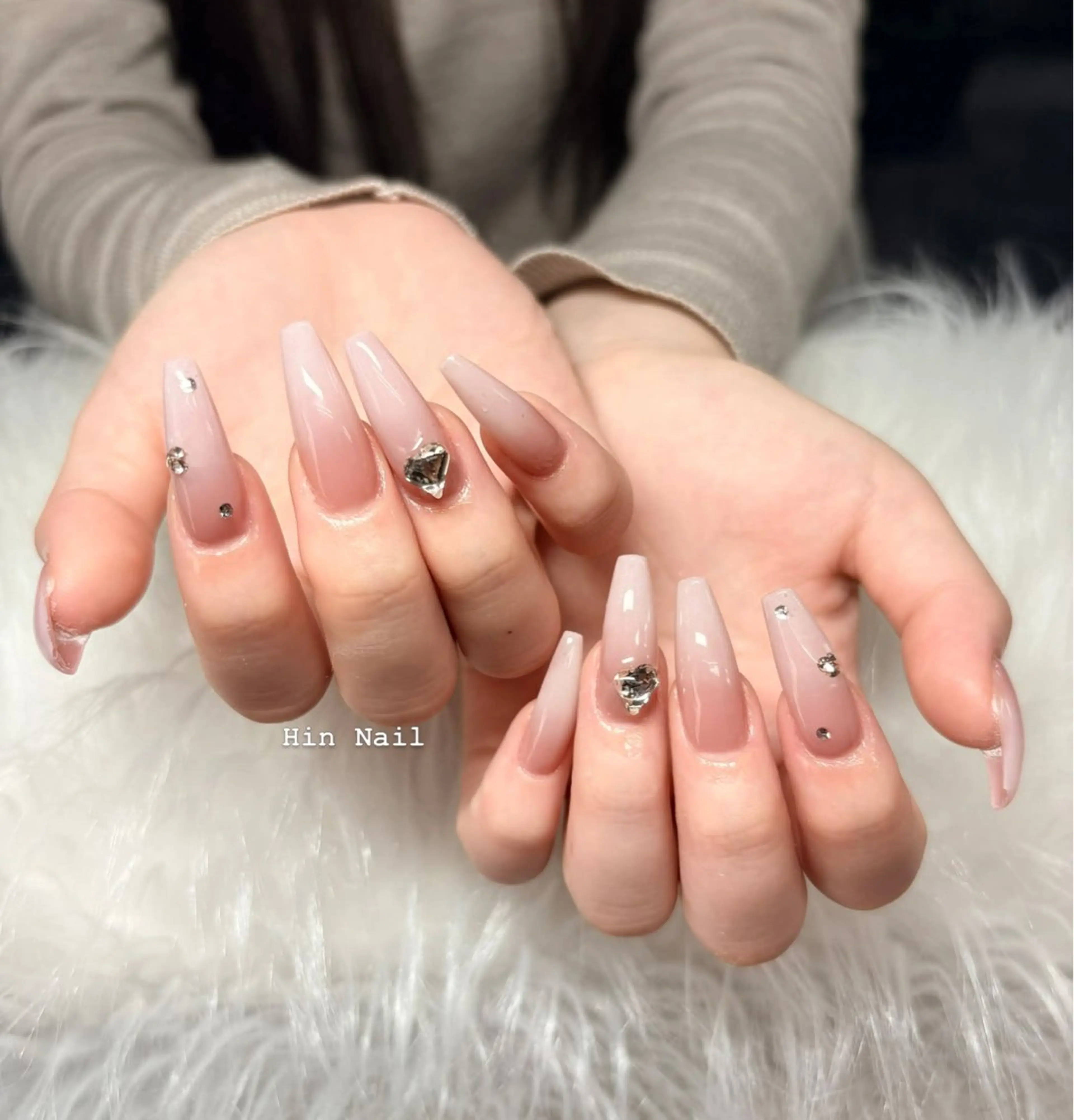 ネイル ハンドネイル HIN NAILのネイルデザイン