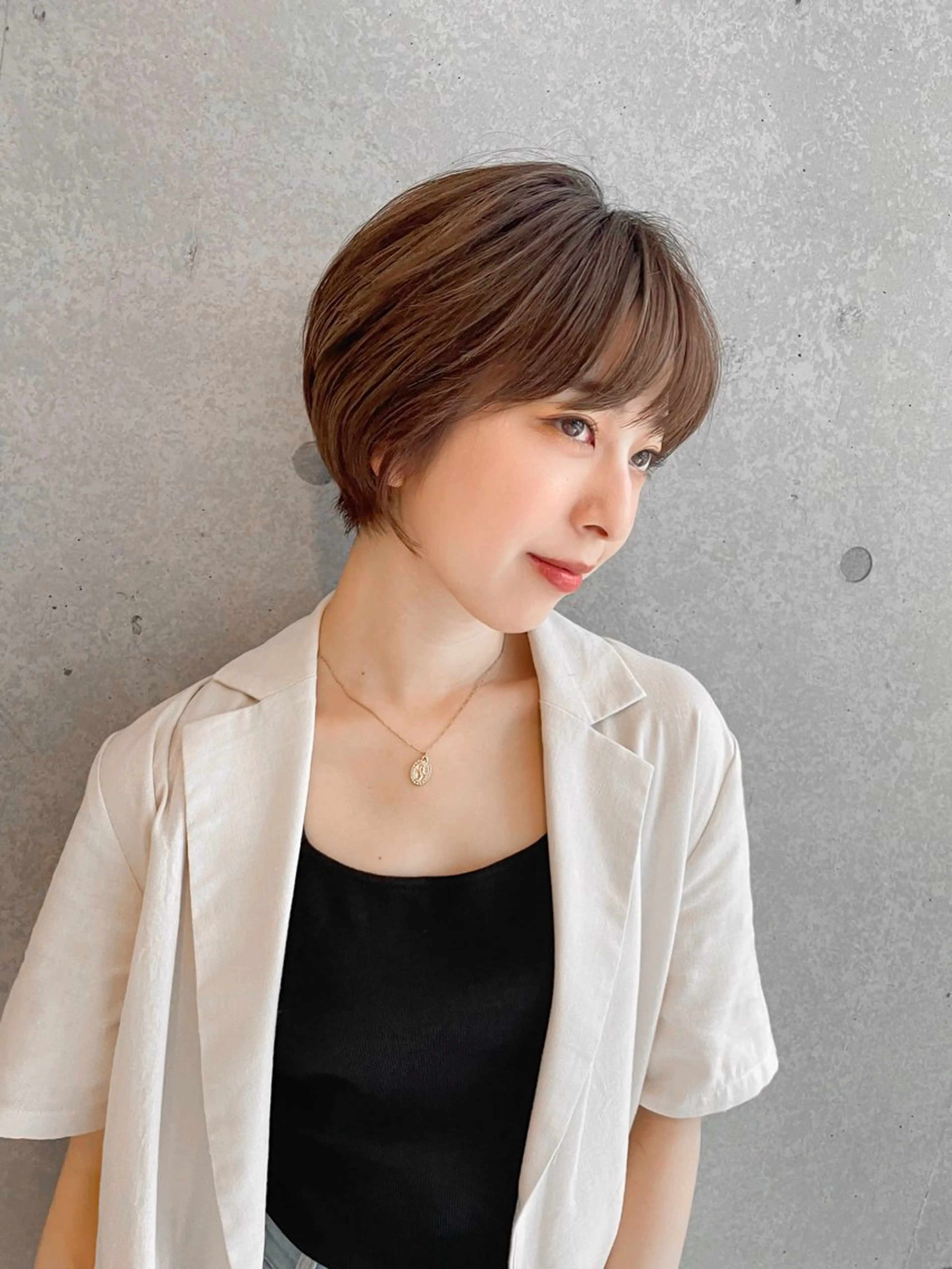 ショート 三鷹で1番ショート ボブをカットする新谷のヘアスタイル