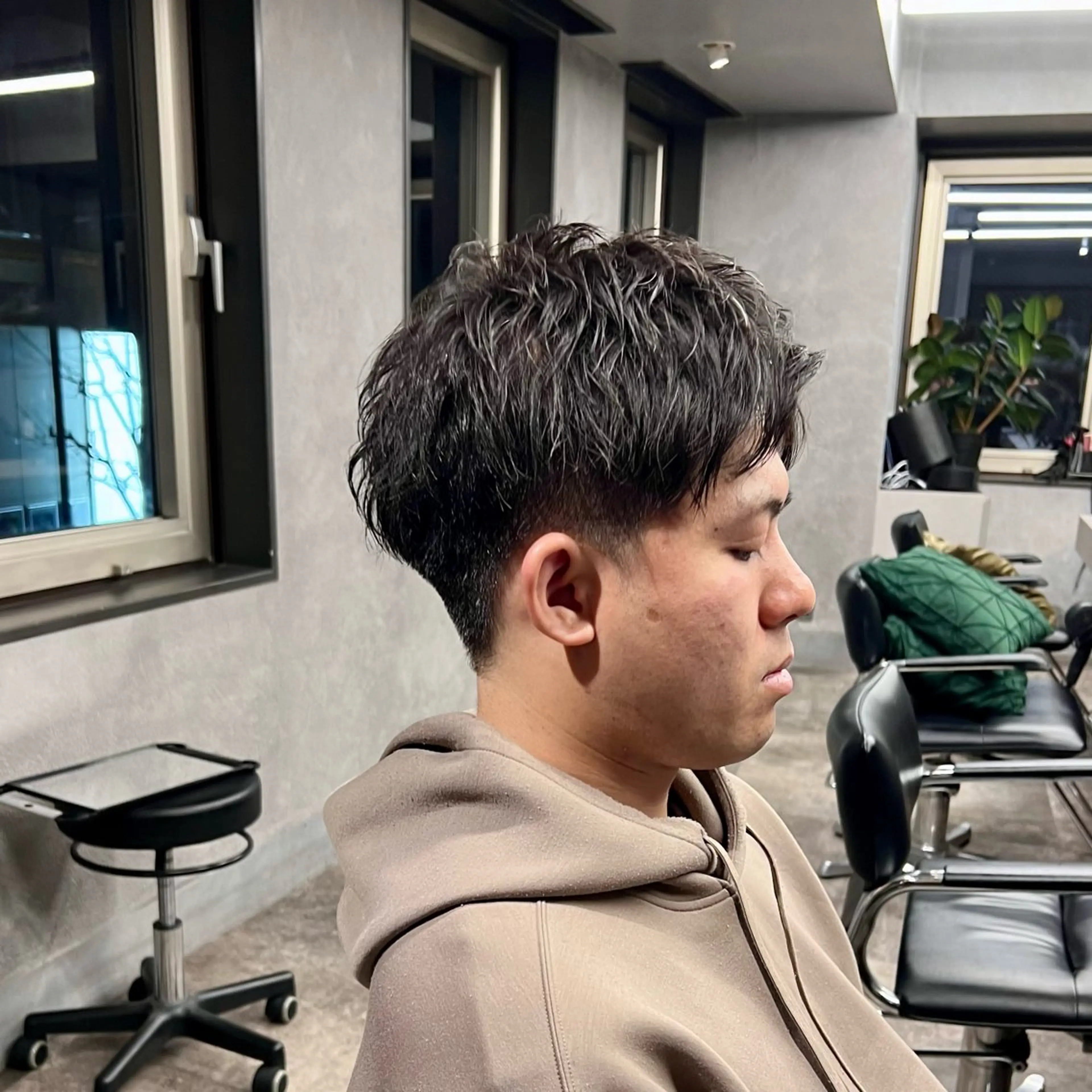 ショート カット パーマ 新井　翼/銀座 メンズお任せくださいのヘアスタイル