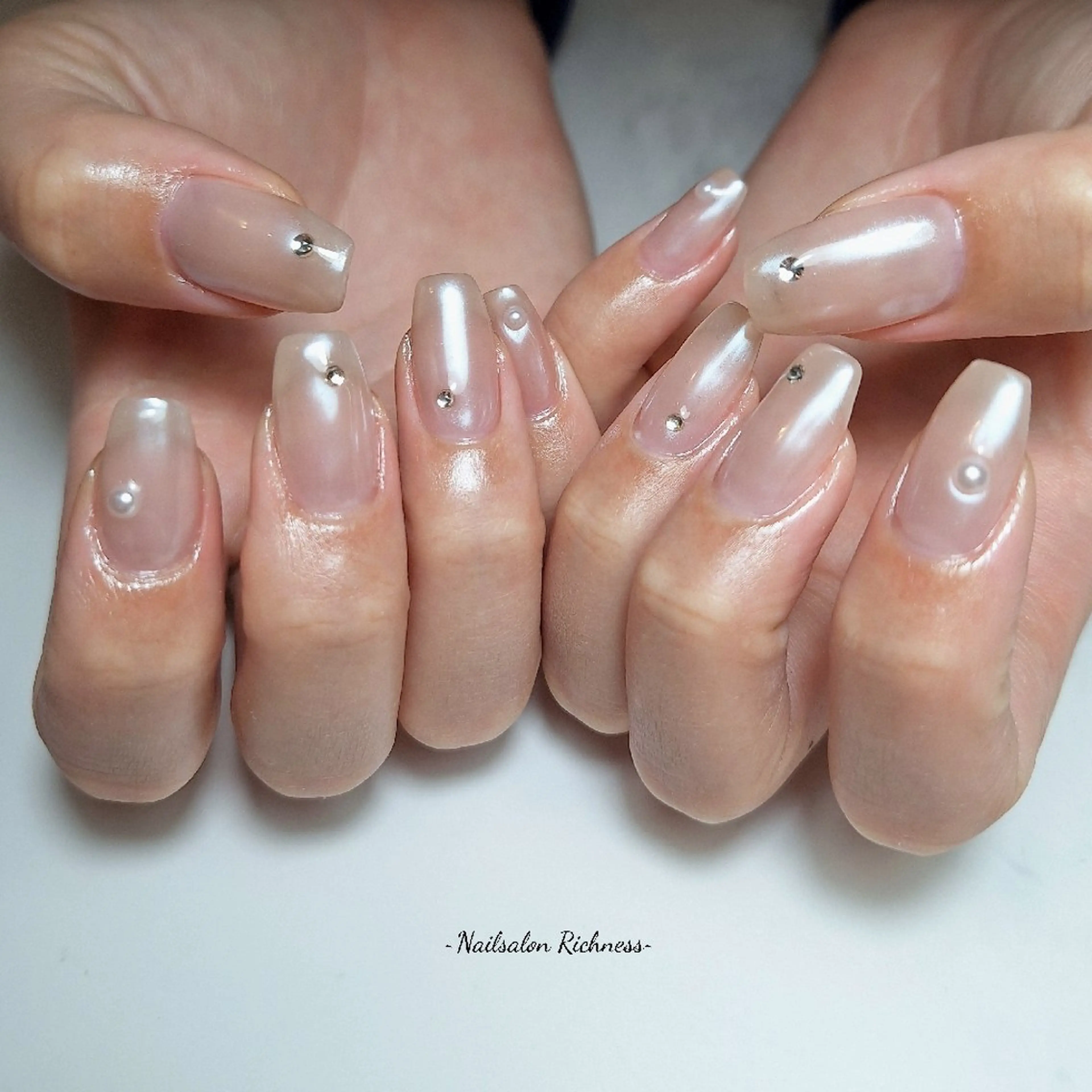 ネイル ブライダルネイル ホワイト ハンドネイル I. Yukariのネイルデザイン