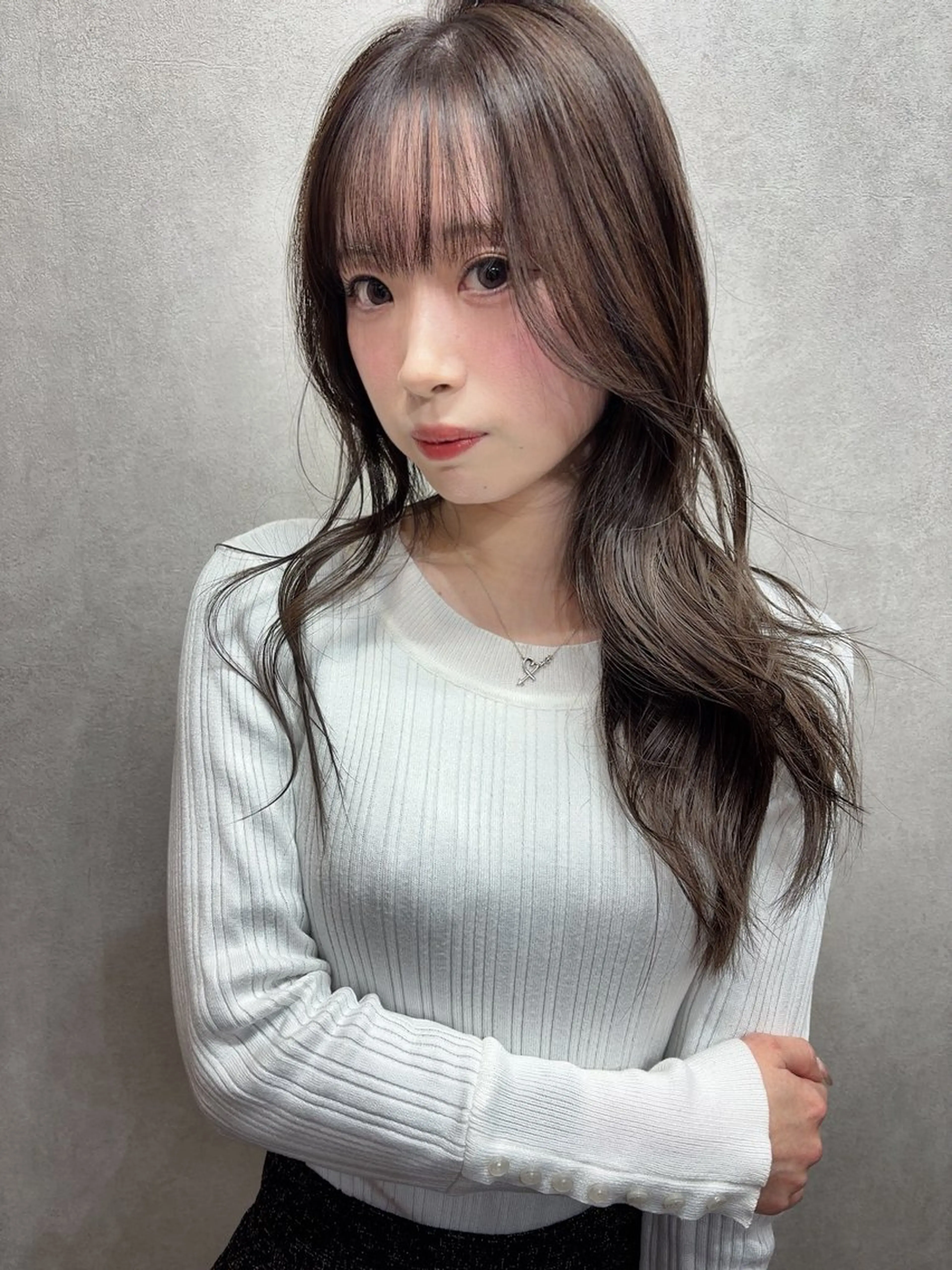 セミロング カラー 韓国風ヘア レイヤーカット ワンホンヘア AiM エイム　韓国レイヤーのヘアスタイル