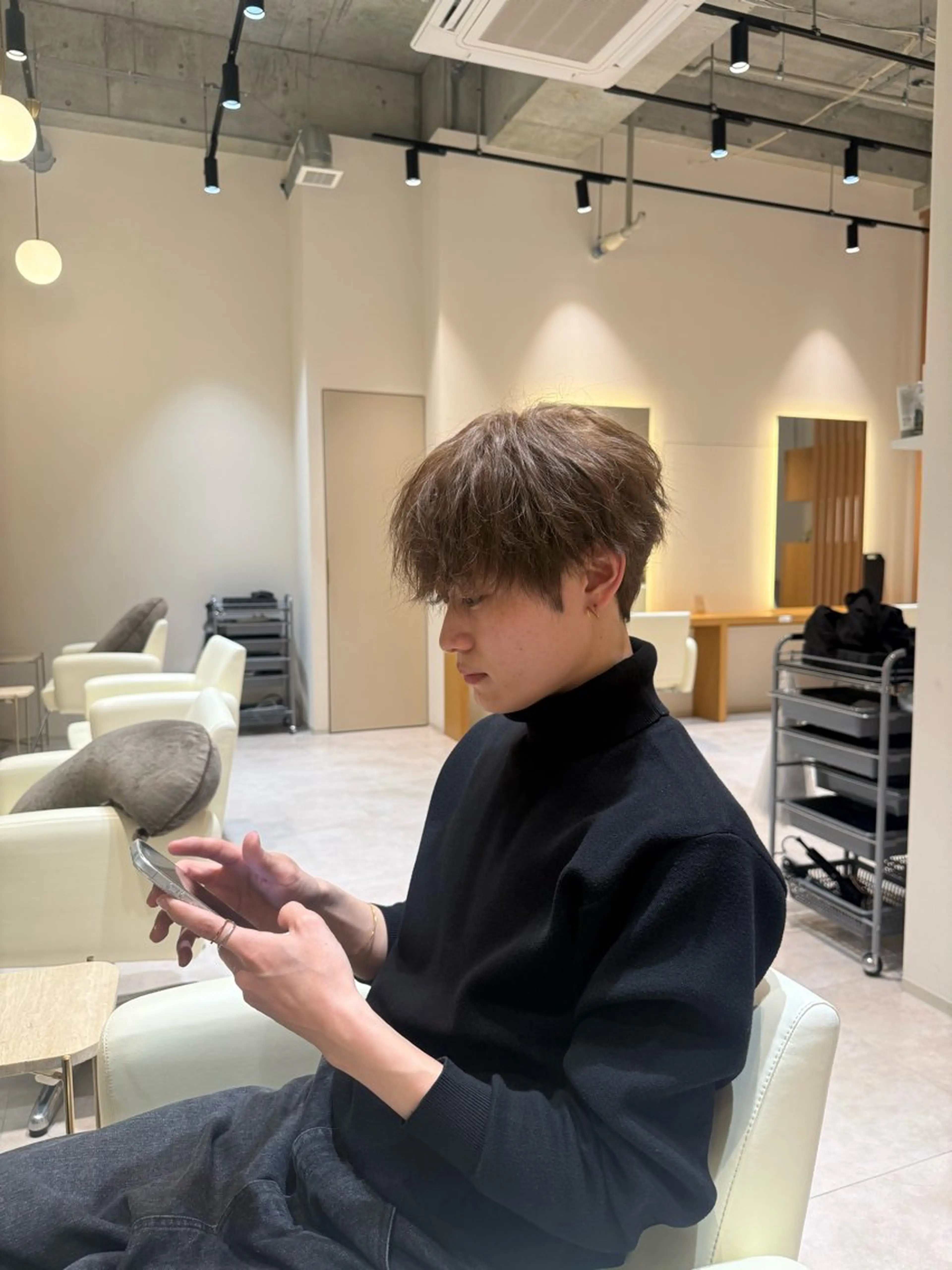 カラー メンズ ベージュカラー ヘアカラー トリートメント yana /ブリーチモデルのヘアスタイル