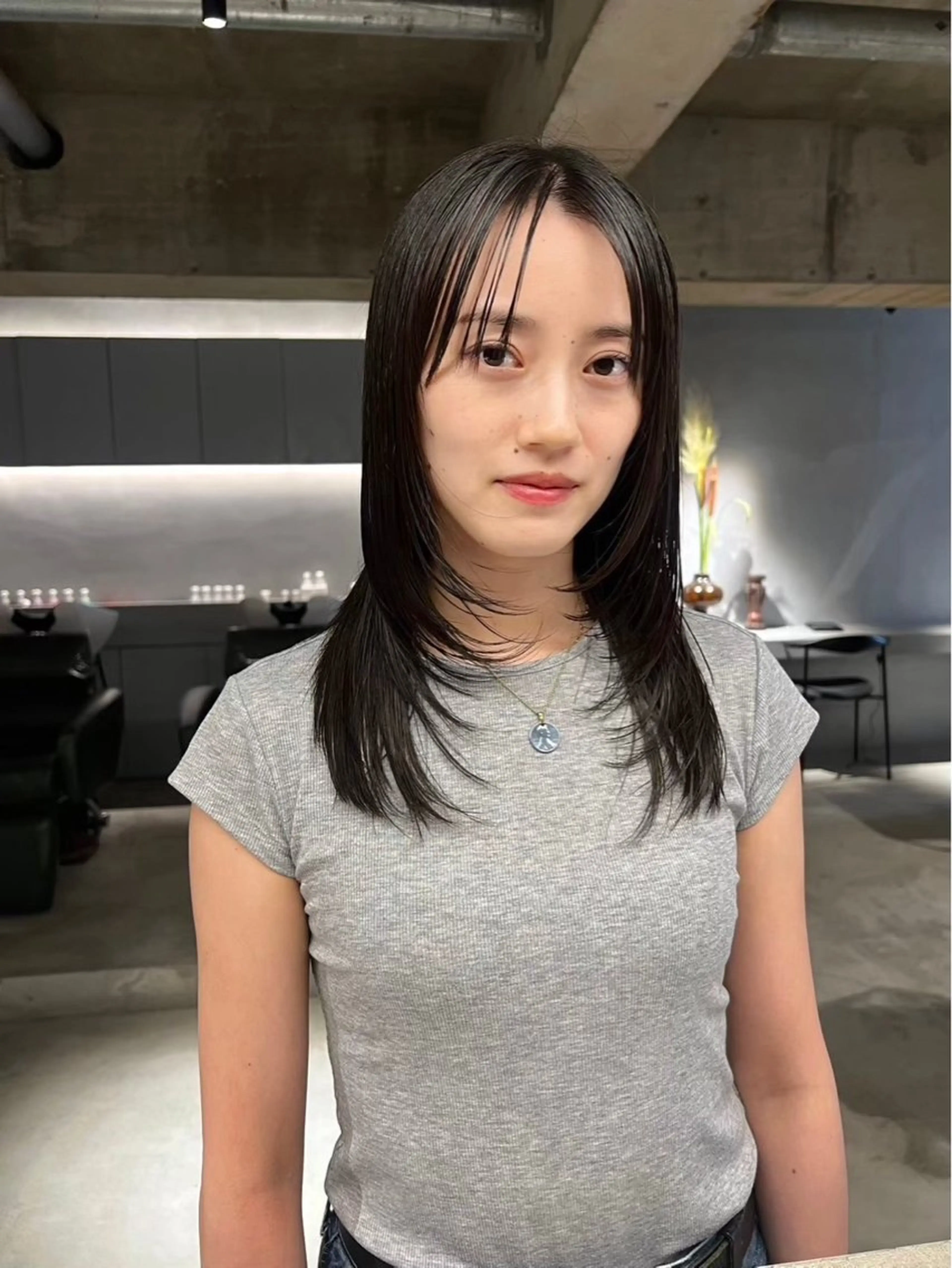 ロング 纐纈 釉羽のヘアスタイル