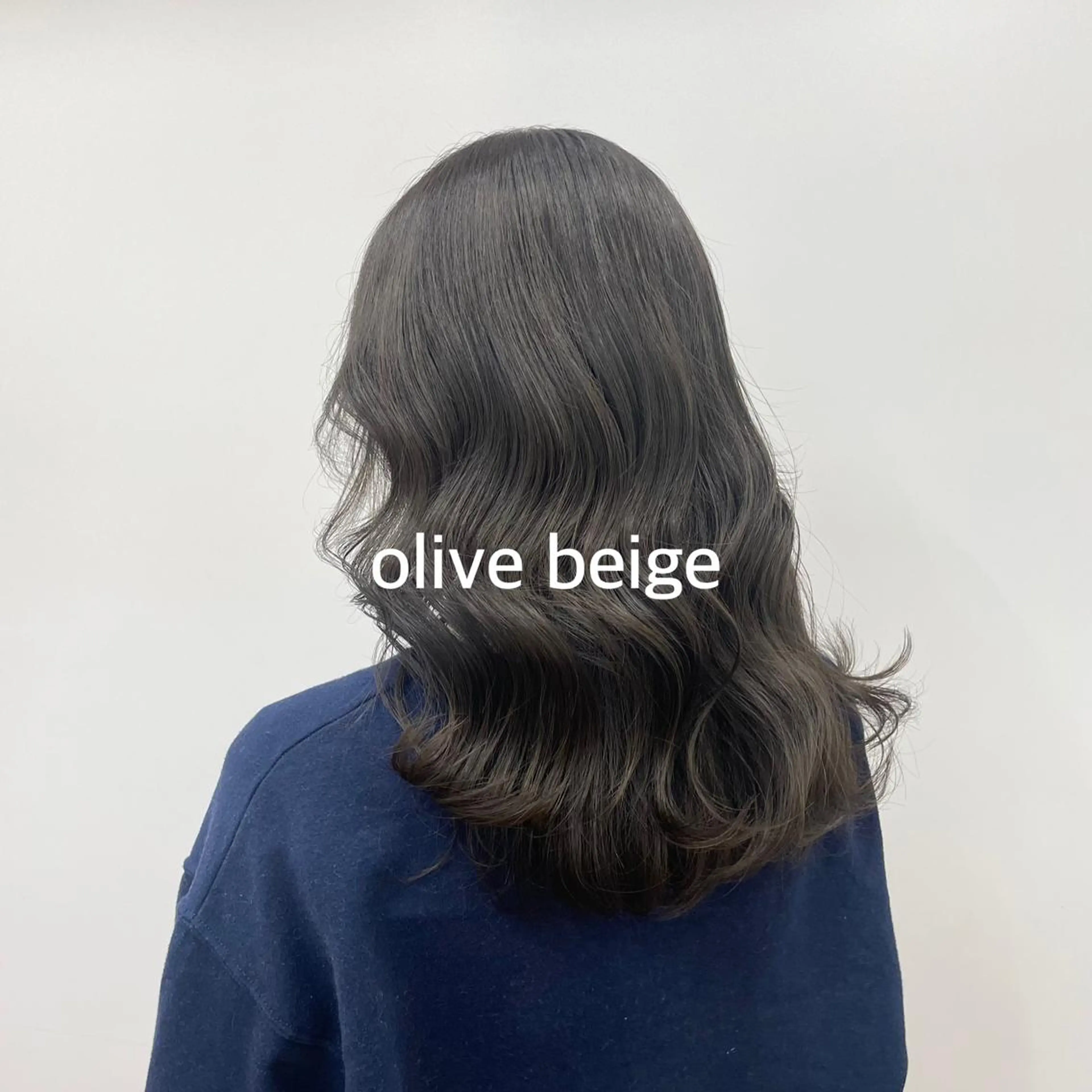 ロング 暖色カラー推し/ トヤエリコのヘアスタイル