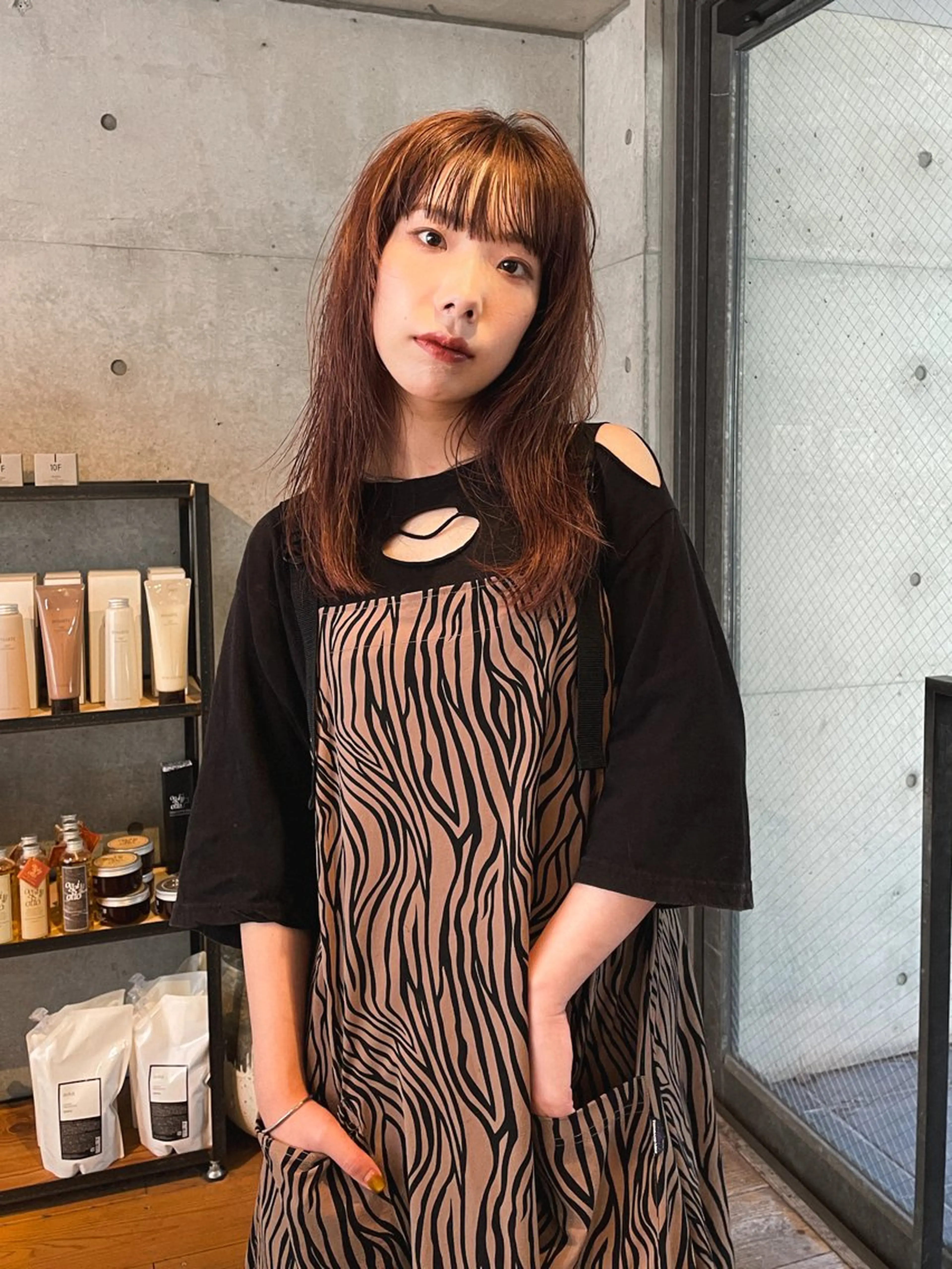 セミロング カラー 韓国風ヘア レイヤーカット カット ヘアカラー トリートメント ROUTE KOUTAのヘアスタイル