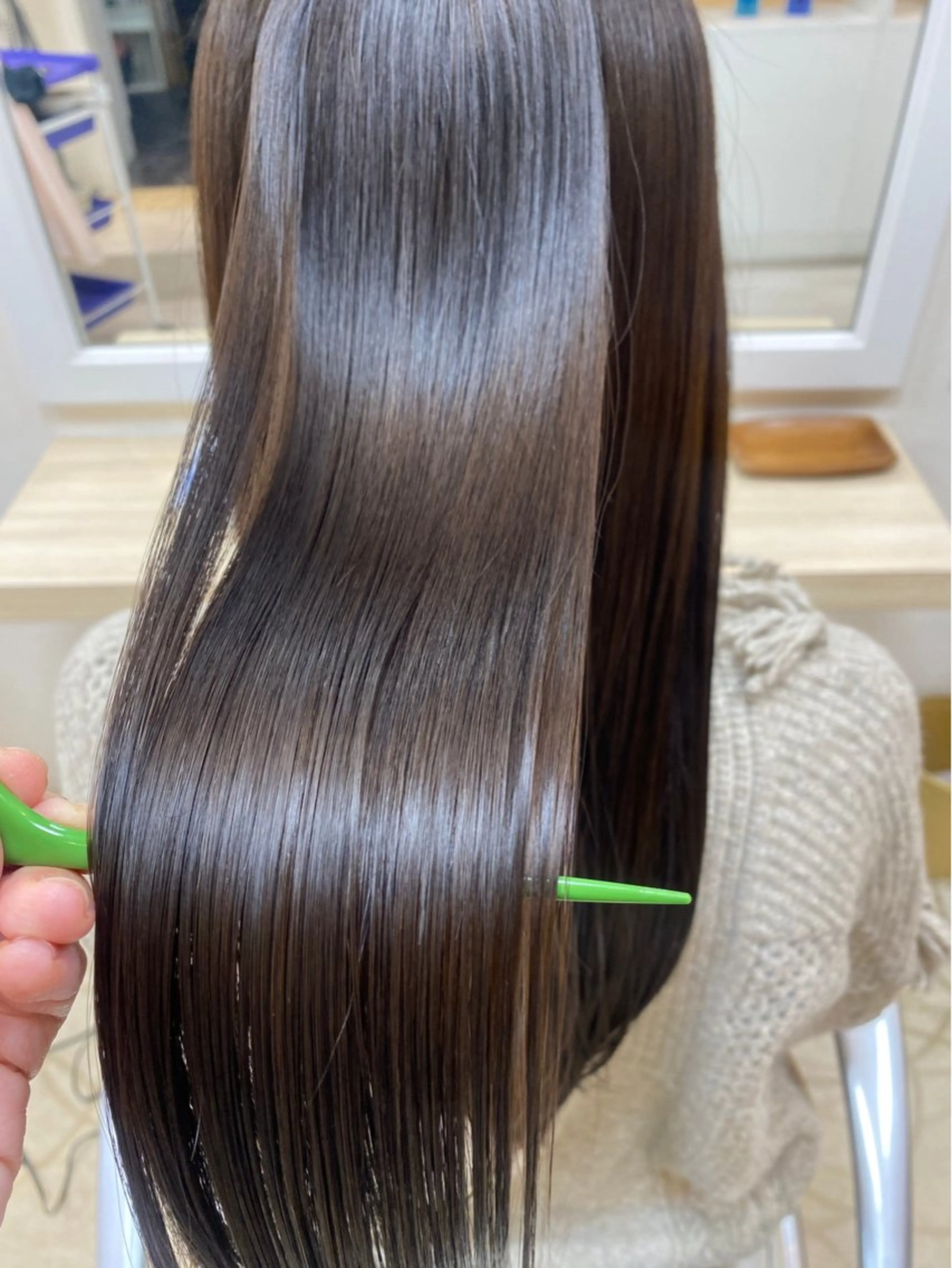 ✨期間限定価格🍎髪質改善ツヤ髪トリートメント（水素トリートメント）＋ブロー🎀の写真