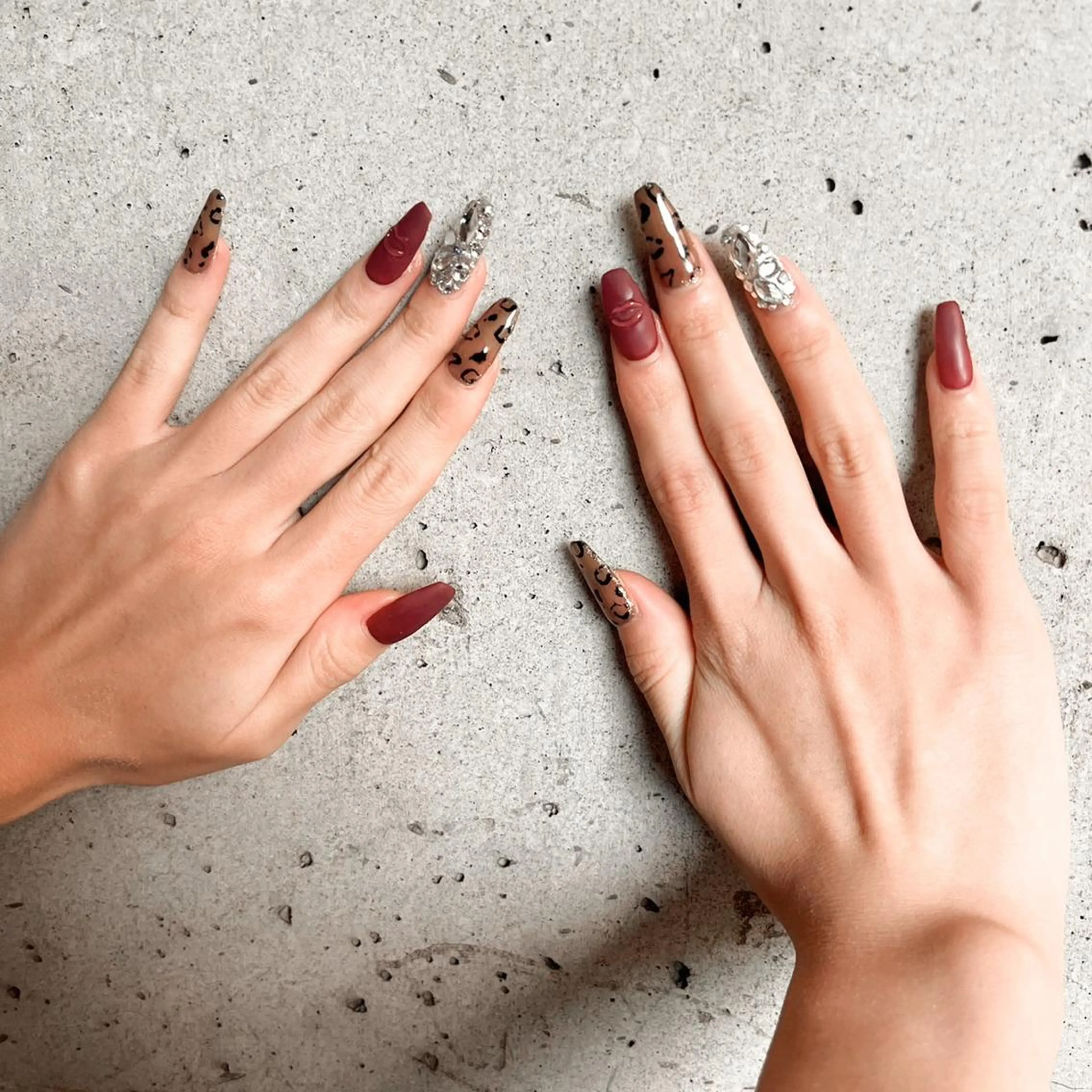 ネイル ハンドネイル 長谷川 奈緒美のネイルデザイン