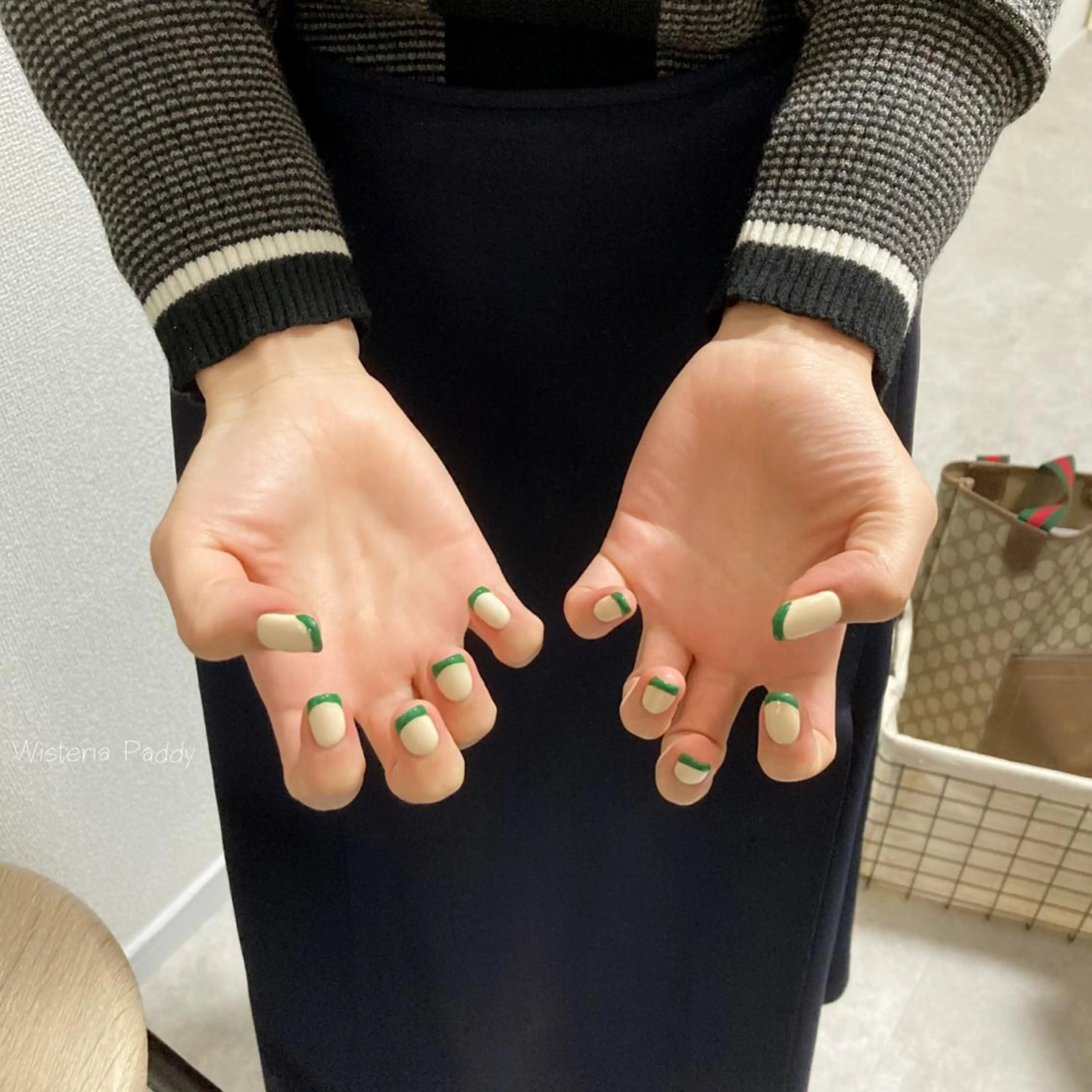 ネイル フレンチネイル Wisteria Paddyのネイルデザイン