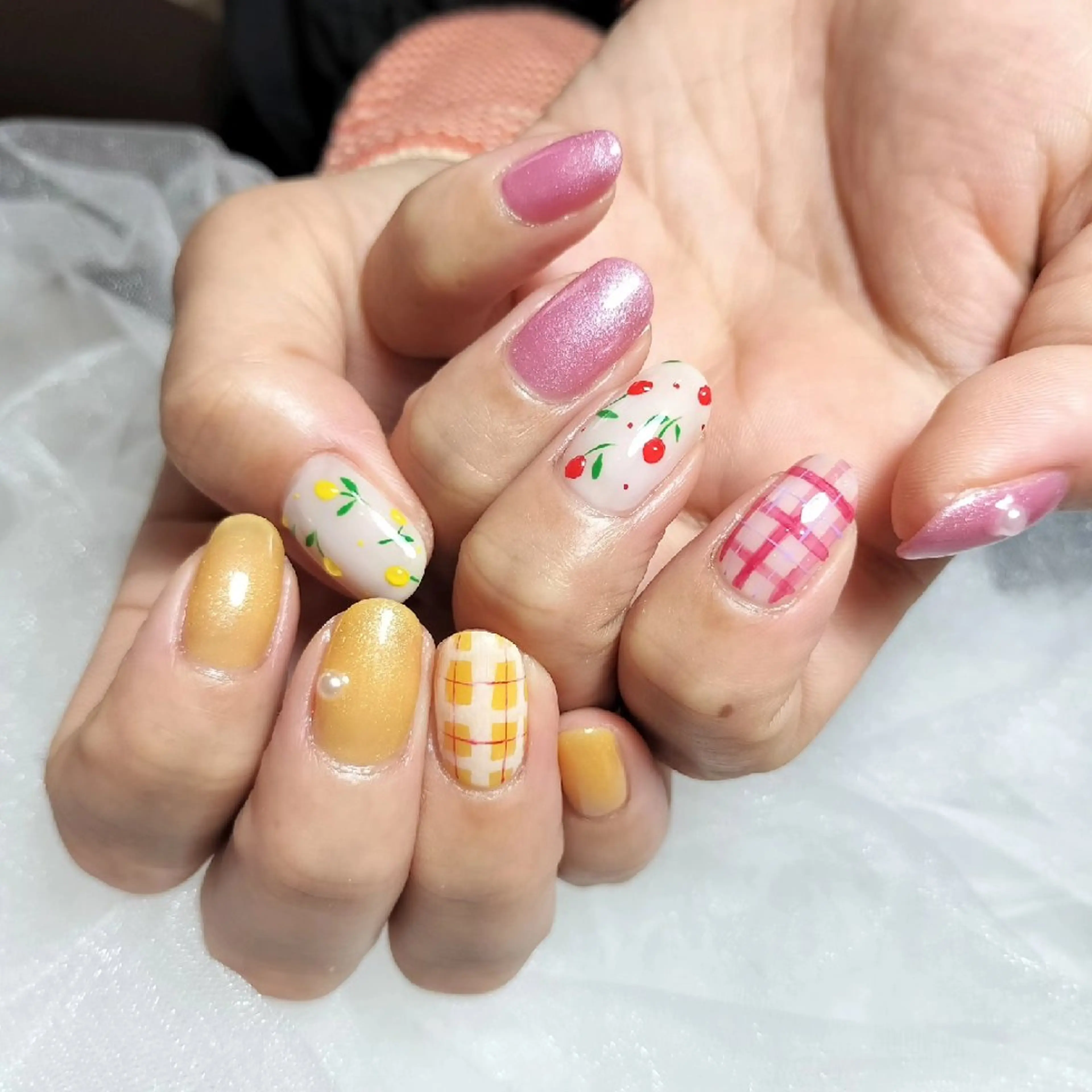 ネイル rokunana 佐野のネイルデザイン