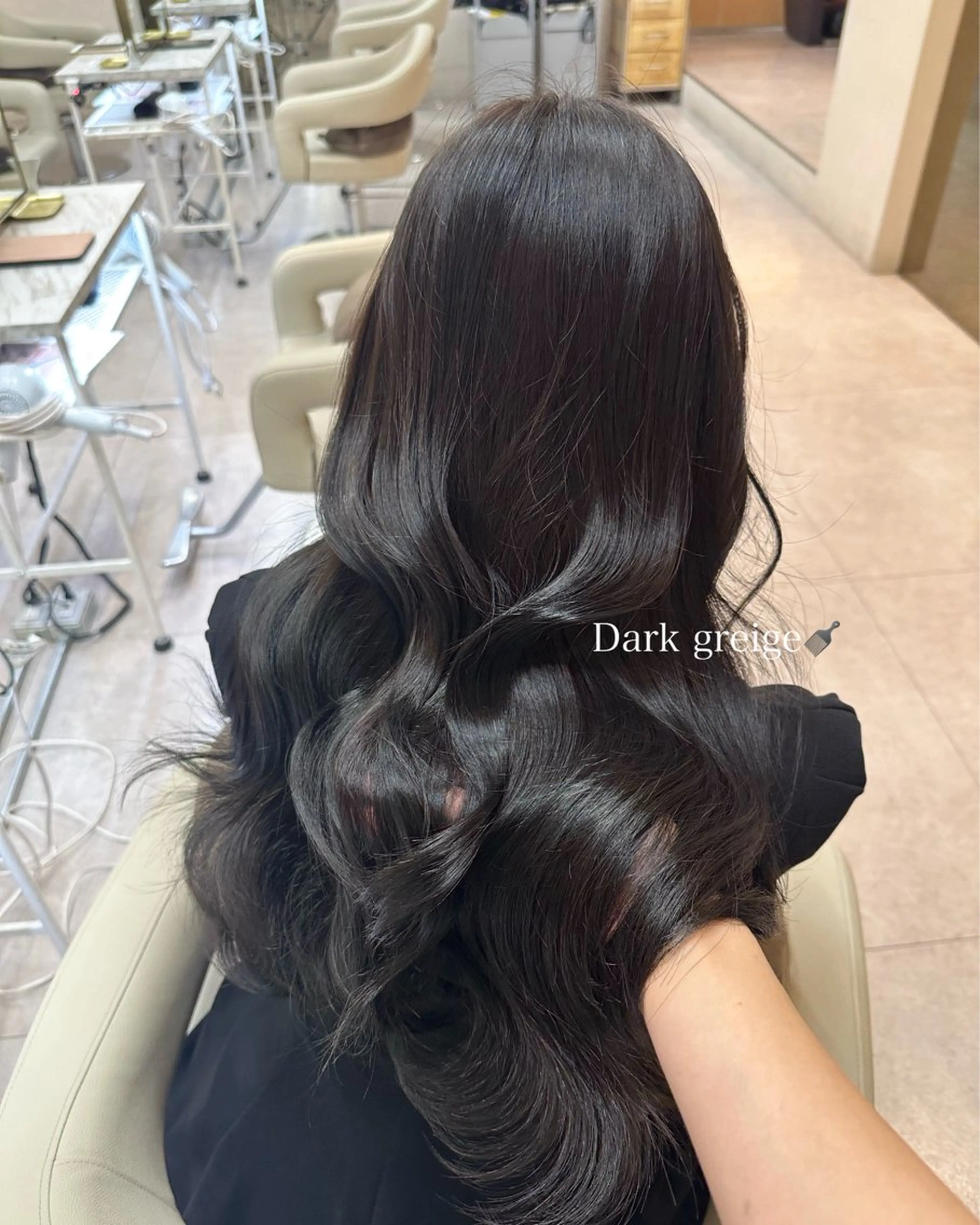 ロング カラー ヘアカラー トリートメント 韓国ヘア🦢🖤 Sayumiのヘアスタイル