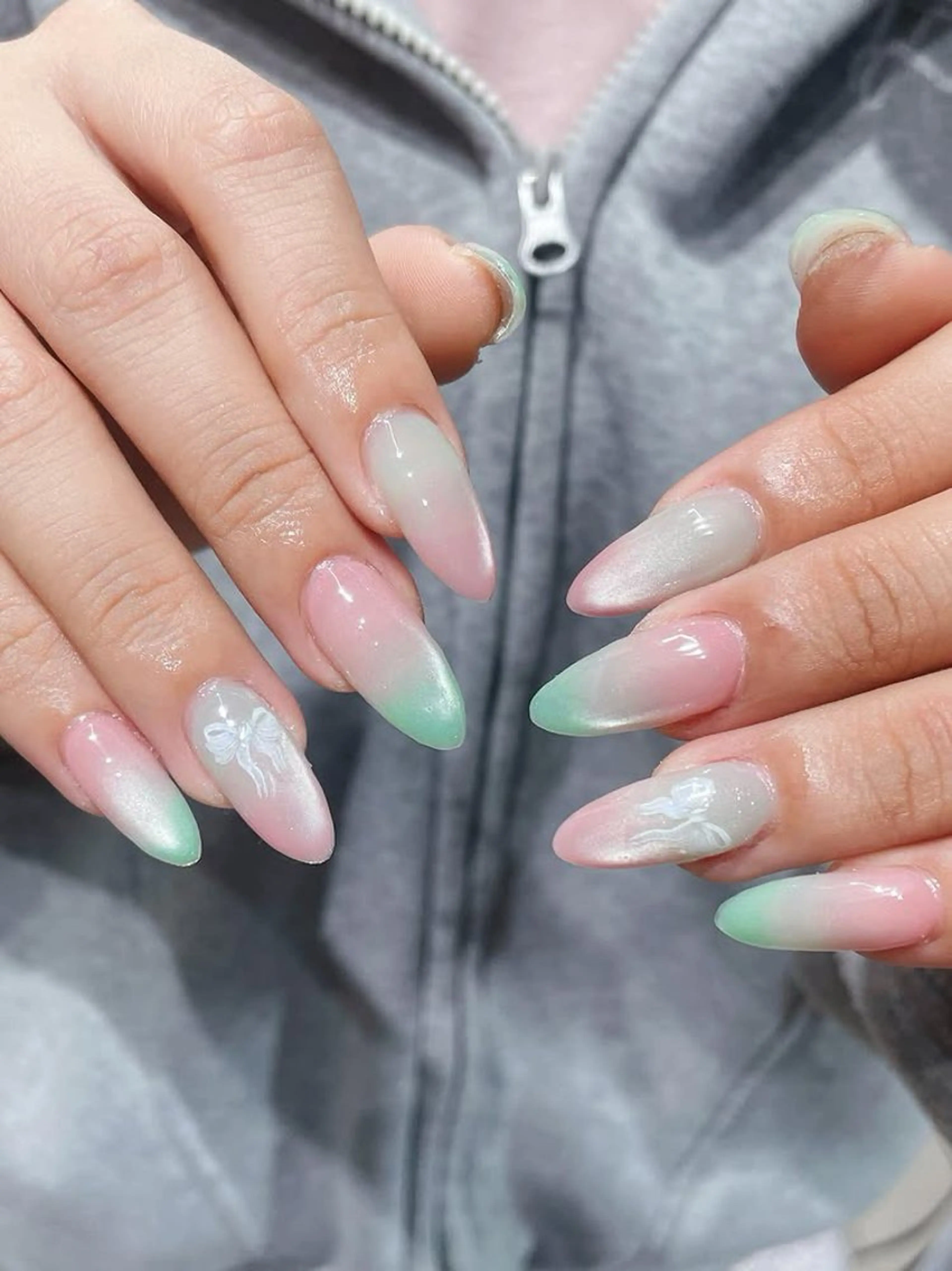 ネイル グラデーション マグネットネイル ニュアンスネイル オフィスネイル シンプルネイル ハンドネイル Squen Nail shinjukuのネイルデザイン