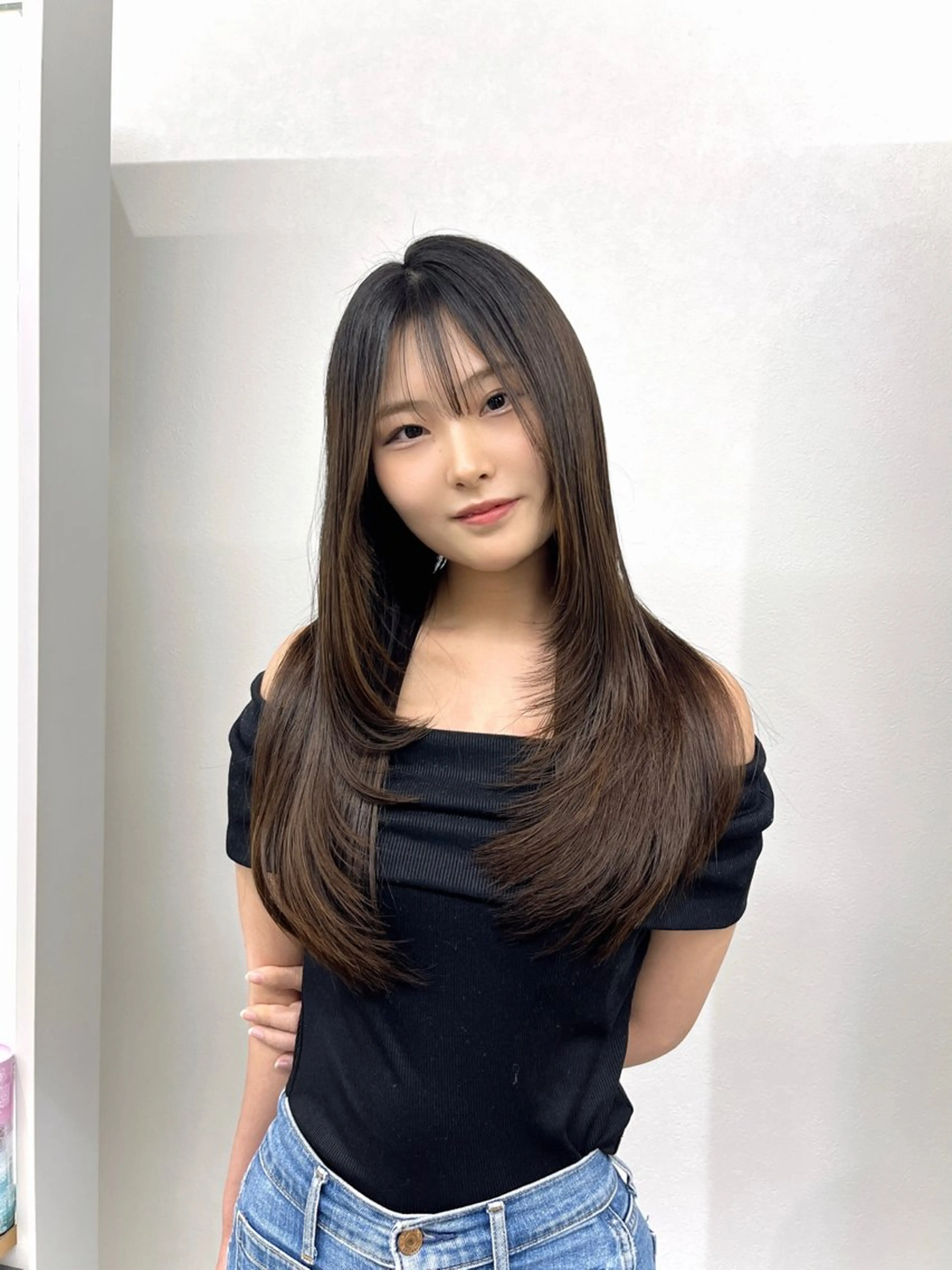 セミロング 𝑪𝒐𝒍𝒐𝒓 *𝒆  ［コロレ］のヘアスタイル