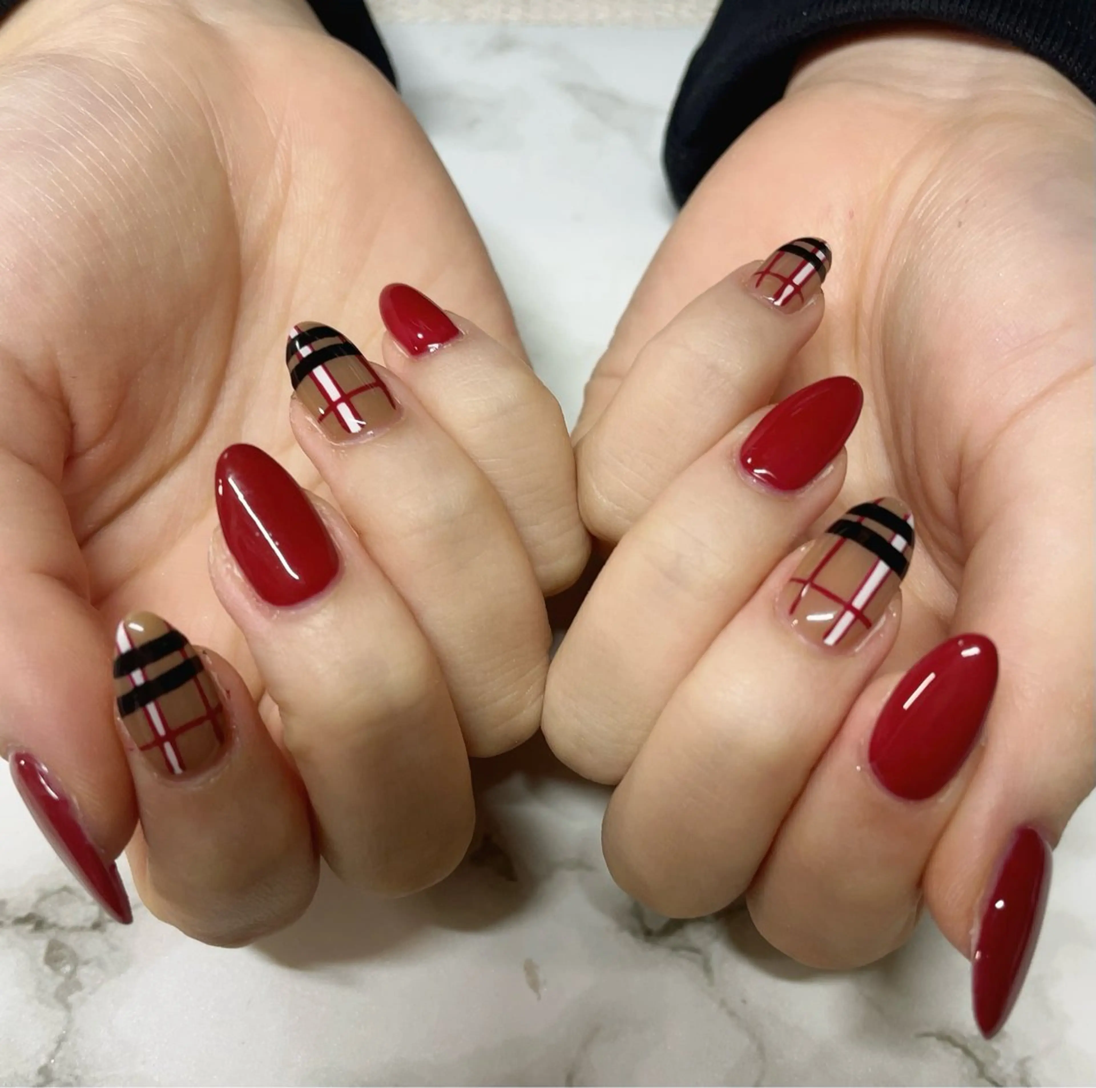 (オフ有り)定期デザインネイル💐☘️💅の写真