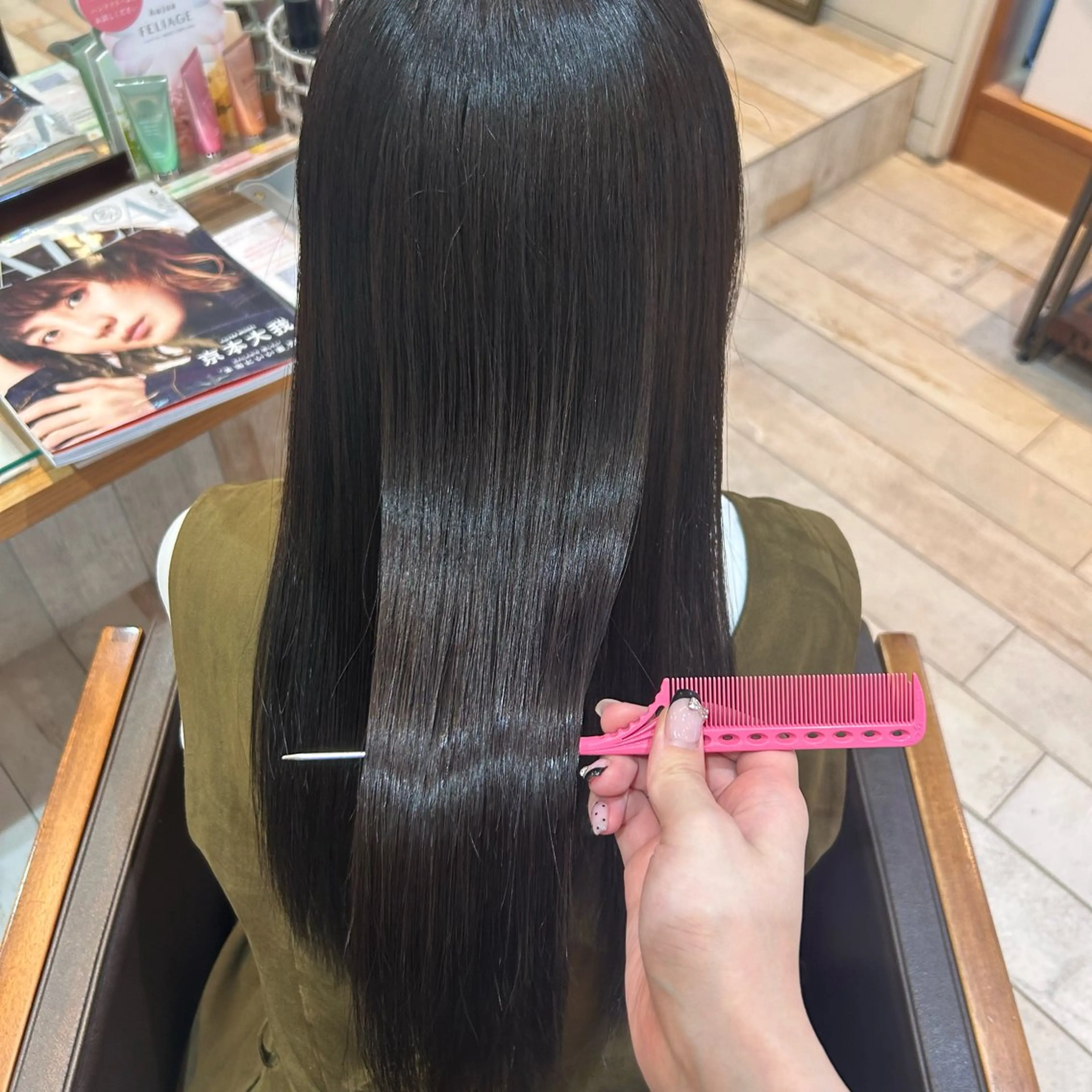 ロング カラー Rion/渋谷 /ブリーチなしカラーのヘアスタイル