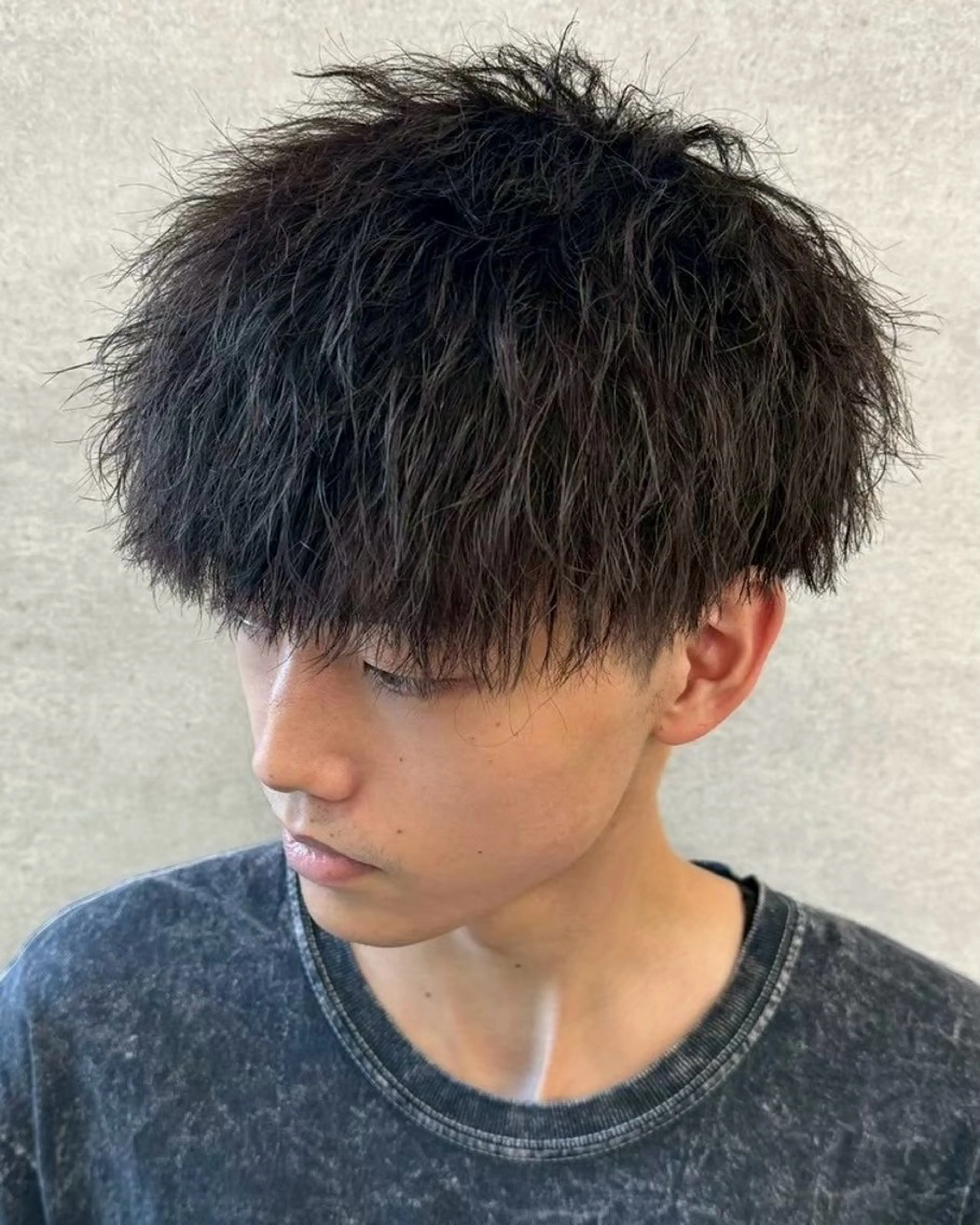 ショート カラー メンズ 角 啓成のヘアスタイル