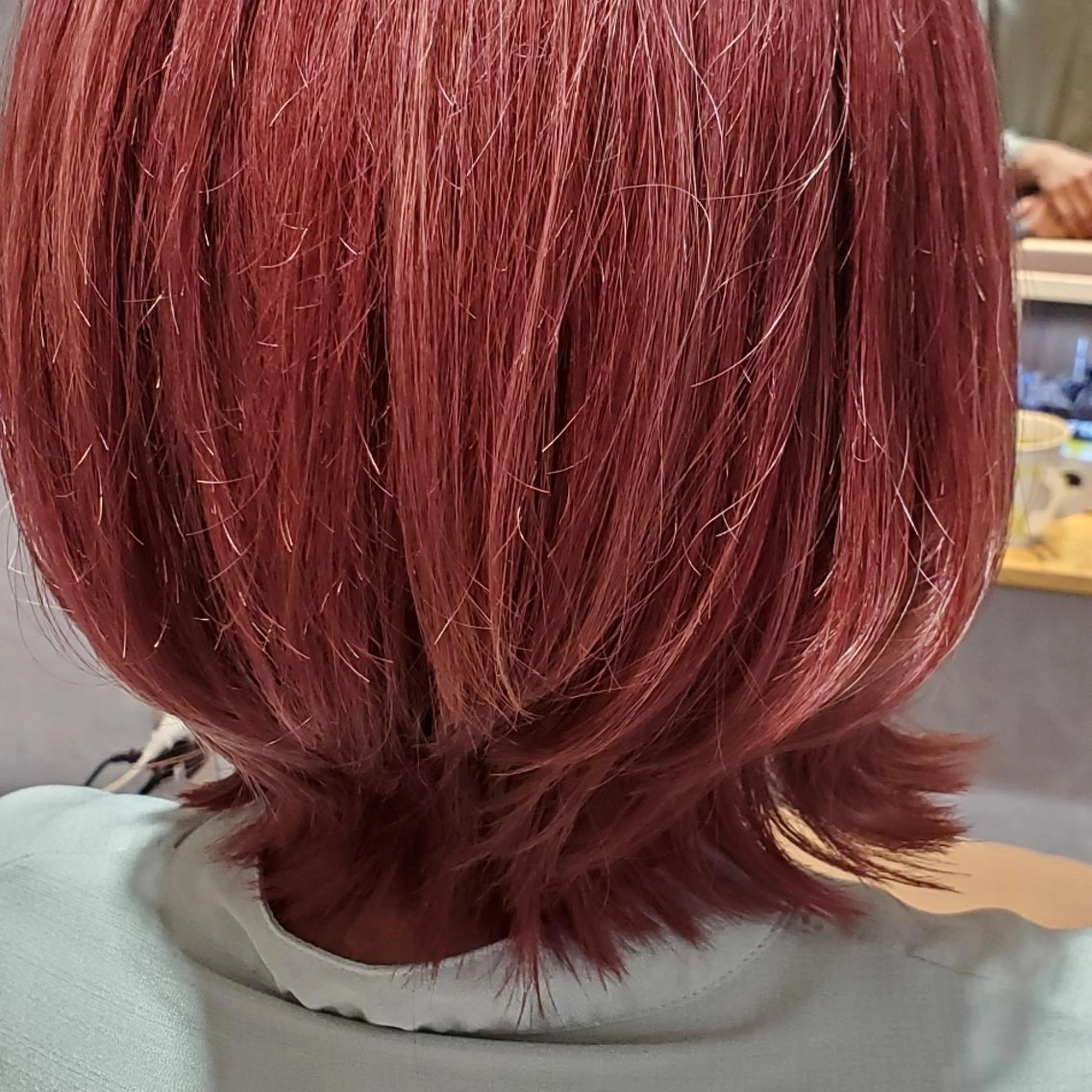 ショート カラー 恩田 さやかのヘアスタイル