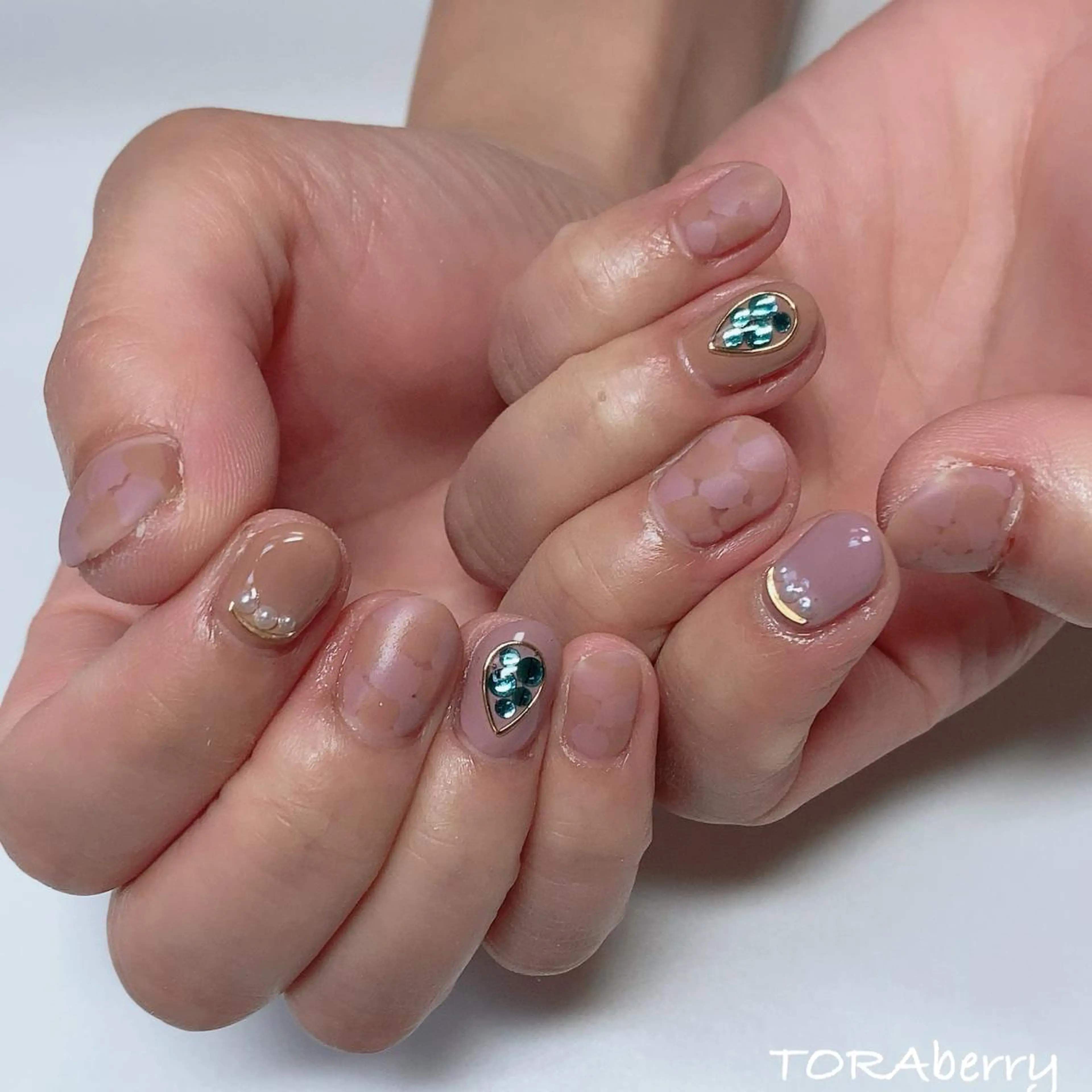 ネイル ハンドネイル ネイリスト なつみのネイルデザイン