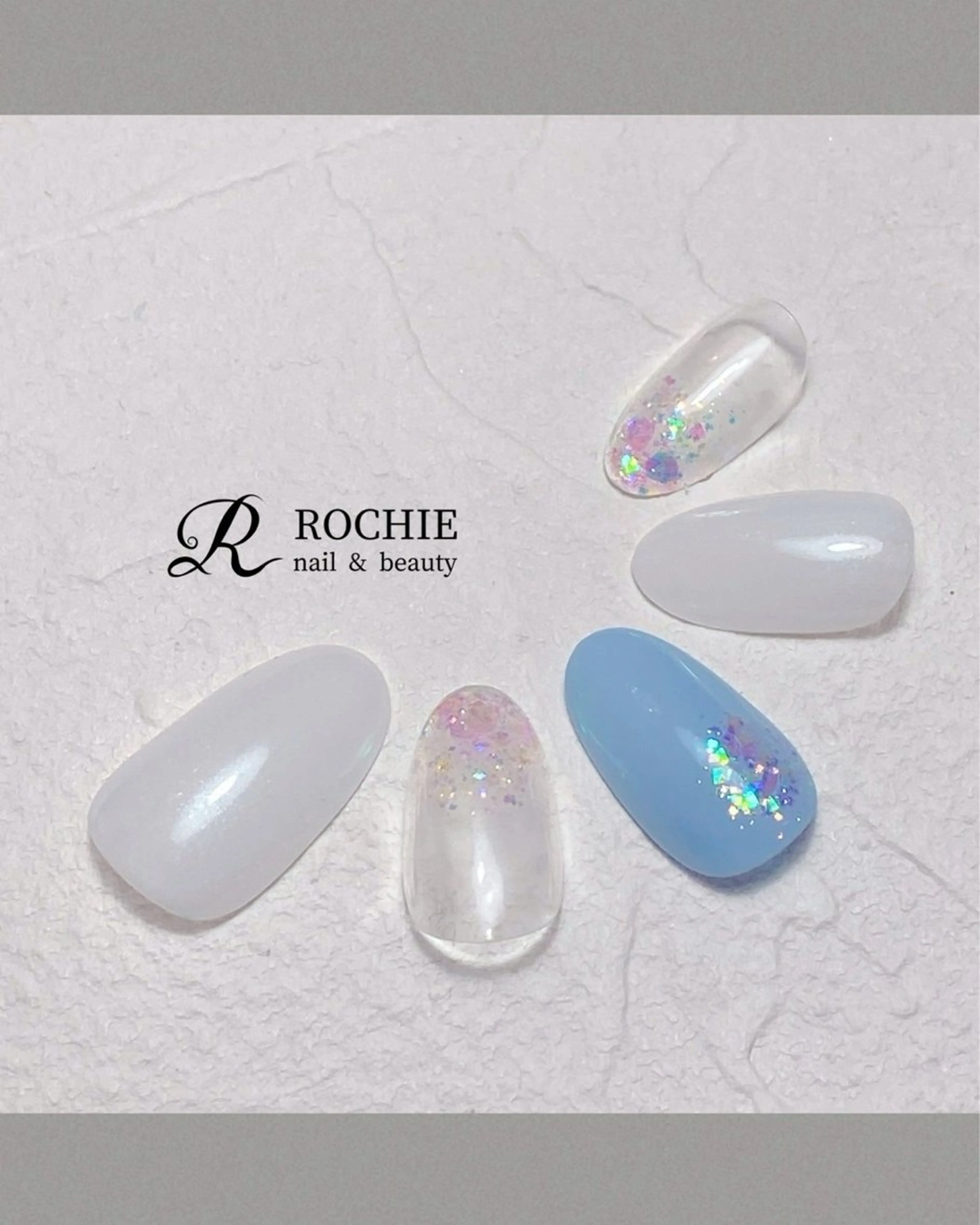 ネイル ROCHIE ロキエ(まなみ)のネイルデザイン