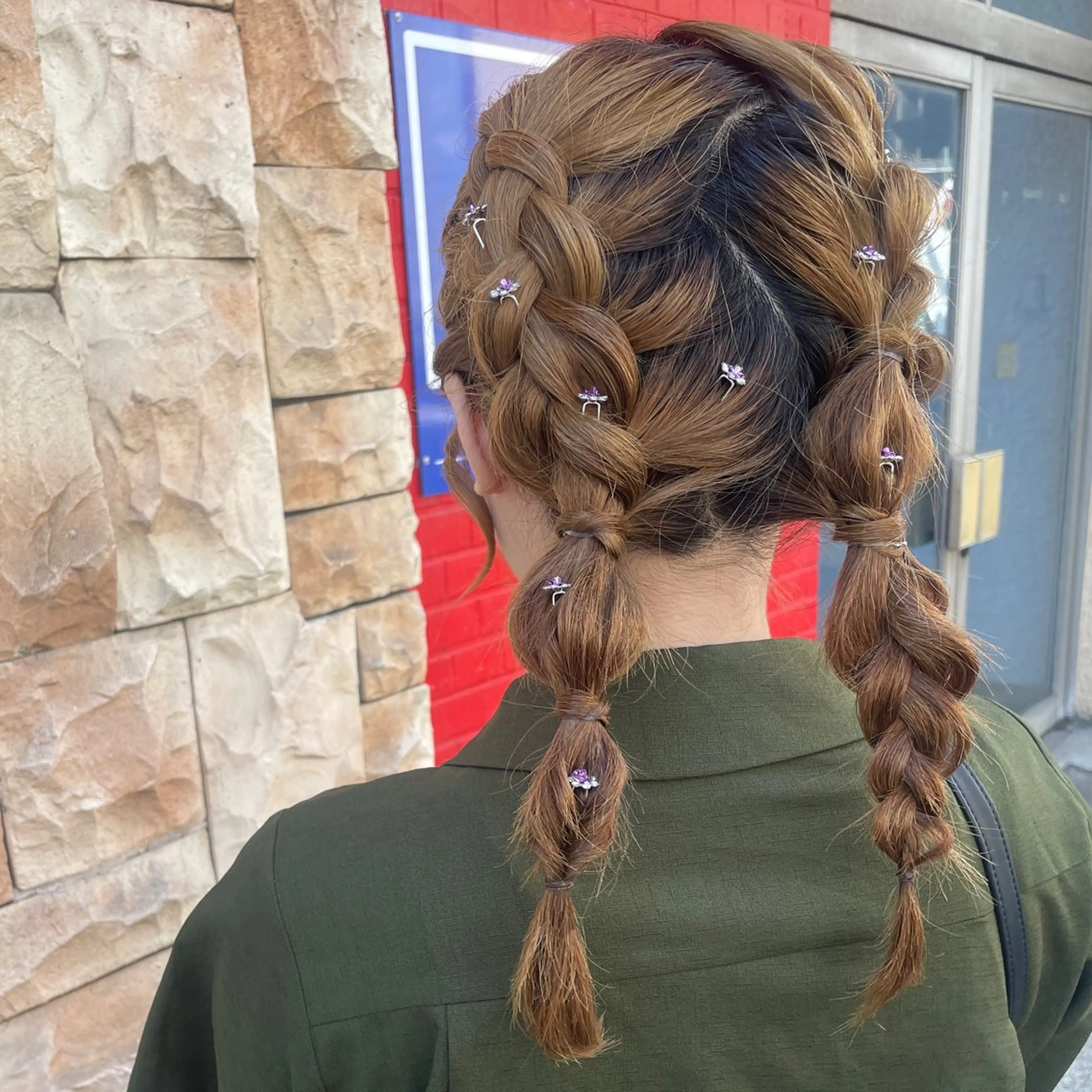 セミロング ヘアアレンジ ヘアセット ブリーチ/ヘアセット 【𝙍𝙞𝙣𝙤】のヘアスタイル