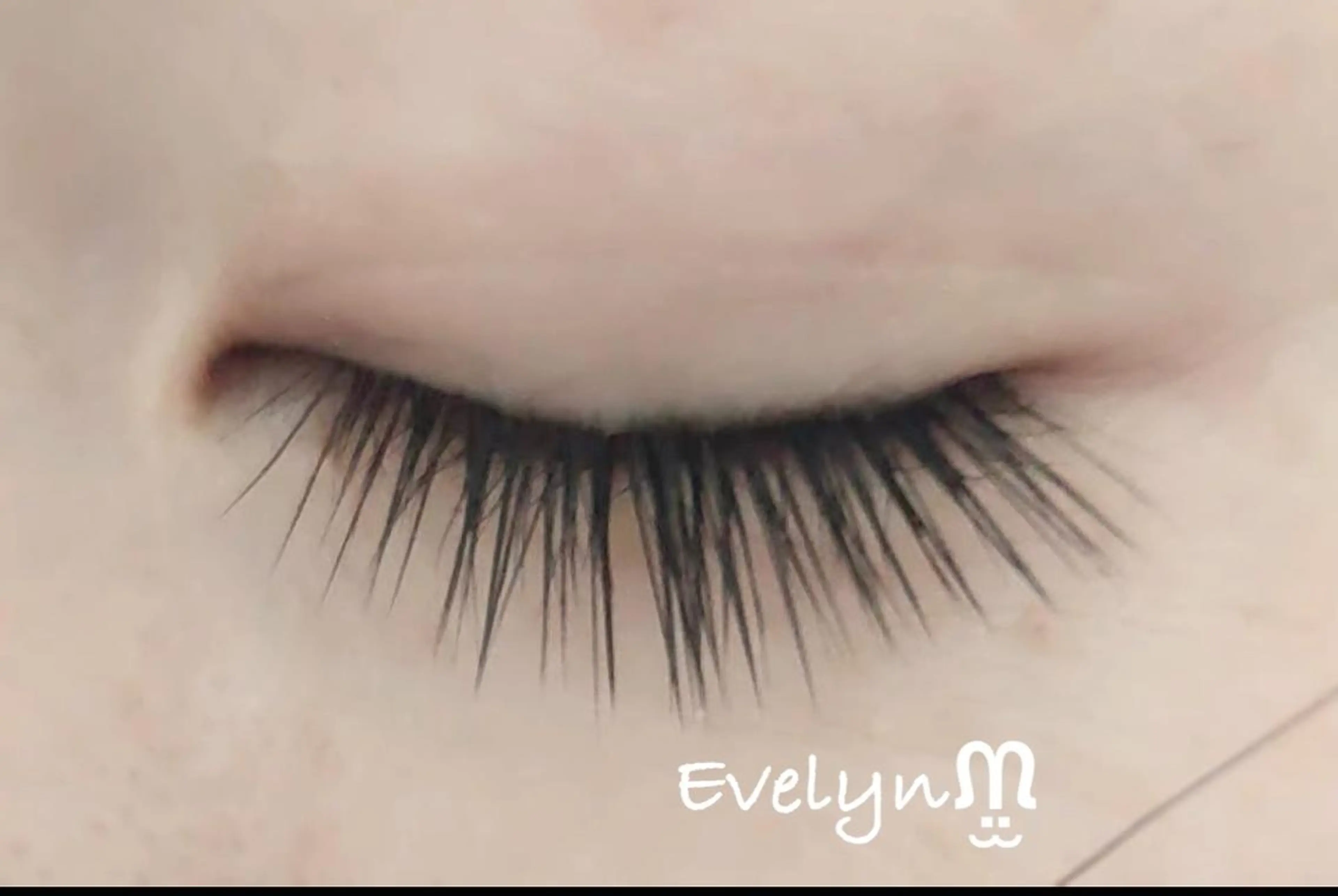 マツエク・マツパ フラットラッシュ Lily kUMIのマツエク・マツパデザイン