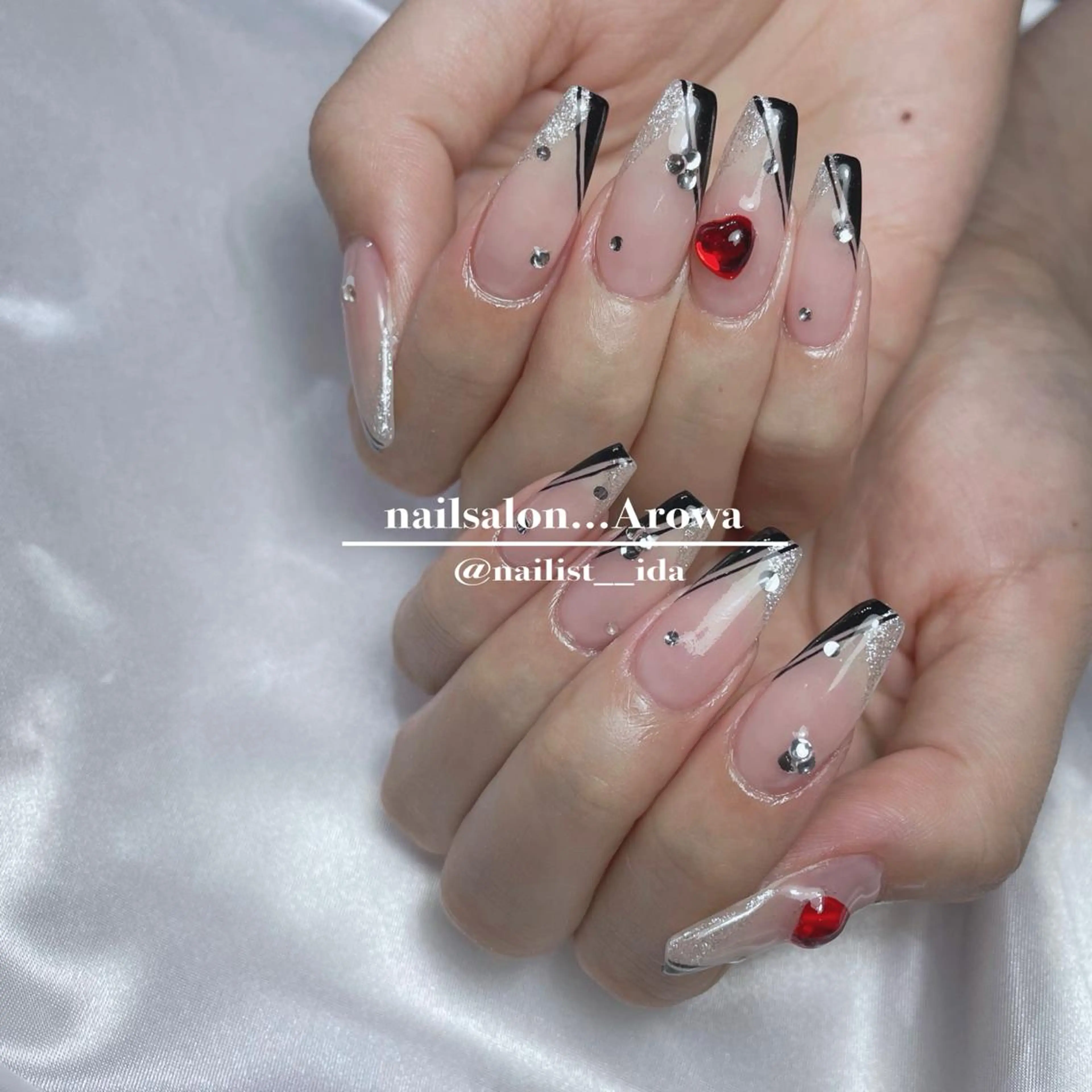 ネイル ワンホンネイル Arowa 伊田のネイルデザイン