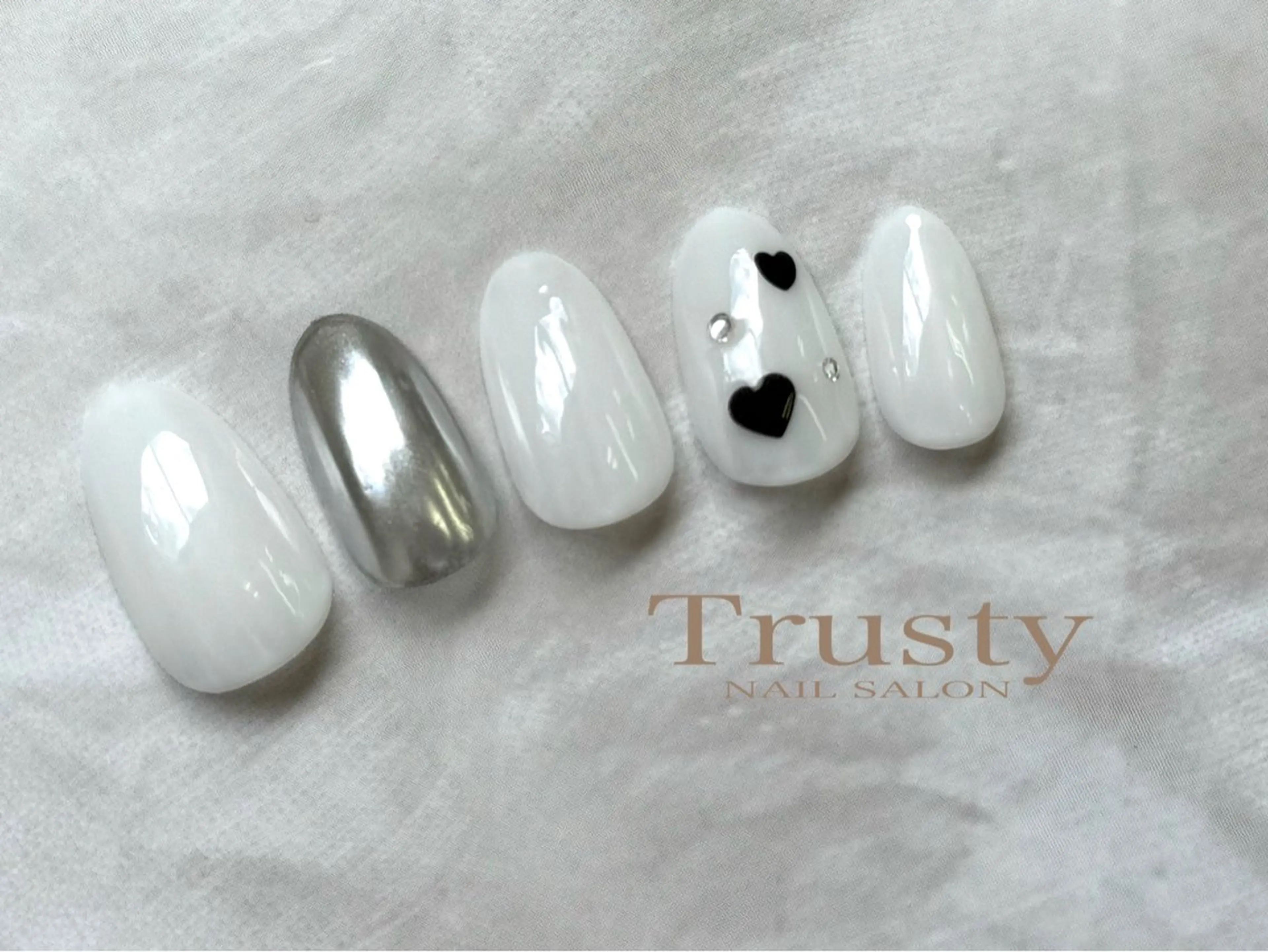 ネイル Trusty新小岩 杉山のネイルデザイン