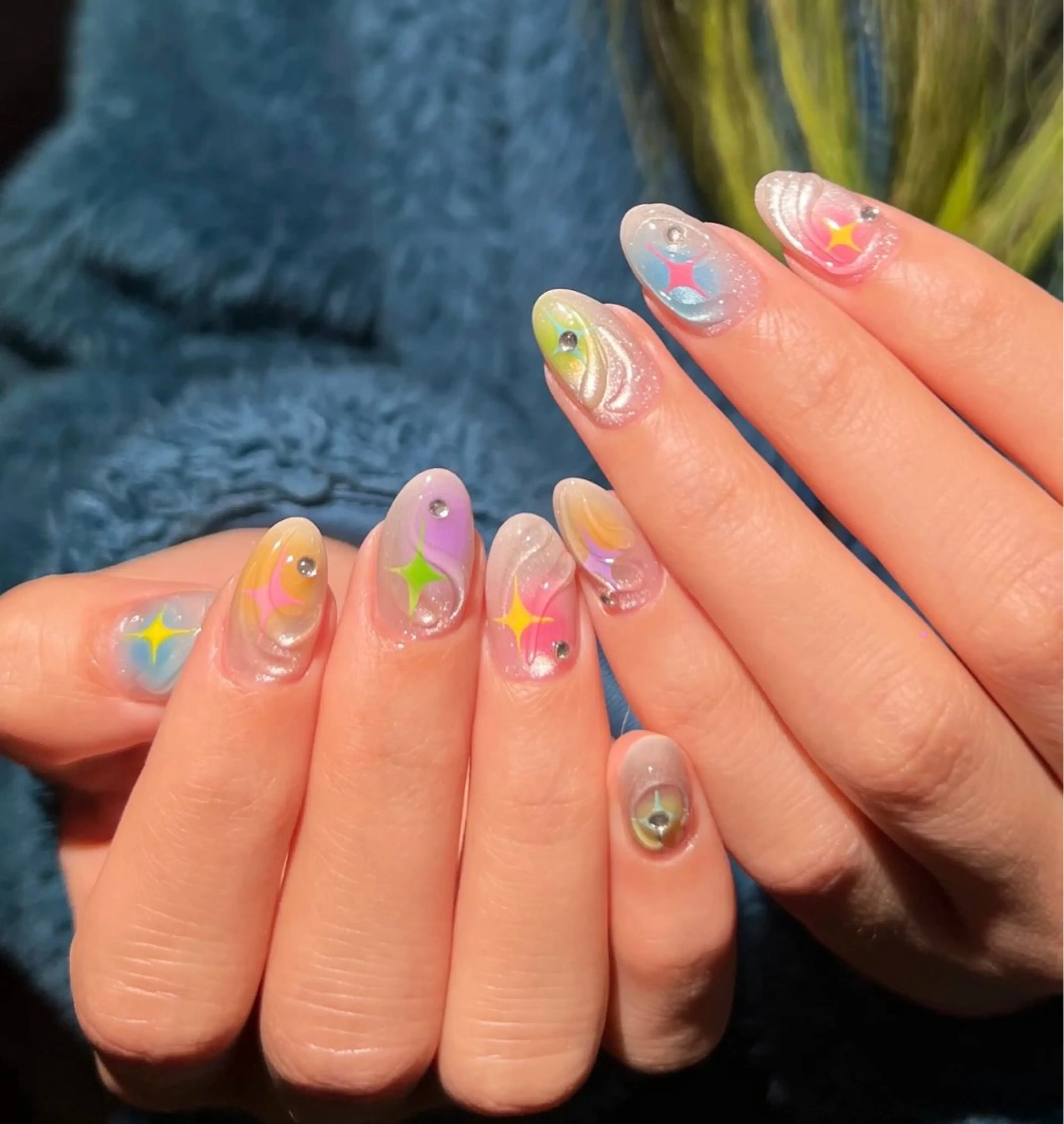 ネイル オーロラネイル 長さ出し フレンチネイル ジェルネイル ガラスフレンチ ハンドネイル Rela・S NAILのネイルデザイン