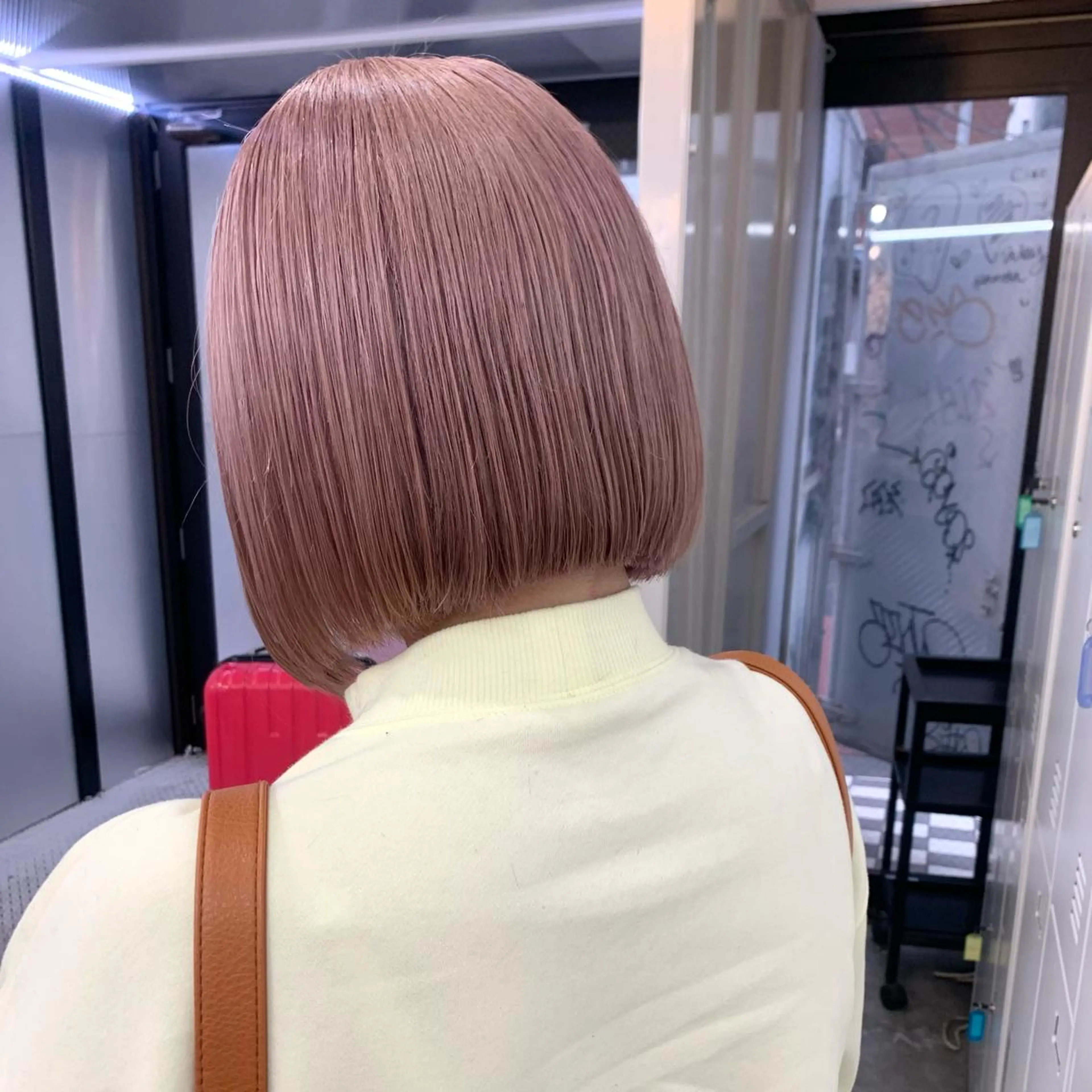 ショート カラー ヘアアレンジ カット ヘアカラー トリートメント ヘッドスパ ヘアセット ハイトーン/美髪矯正 🍃大江拓実のヘアスタイル