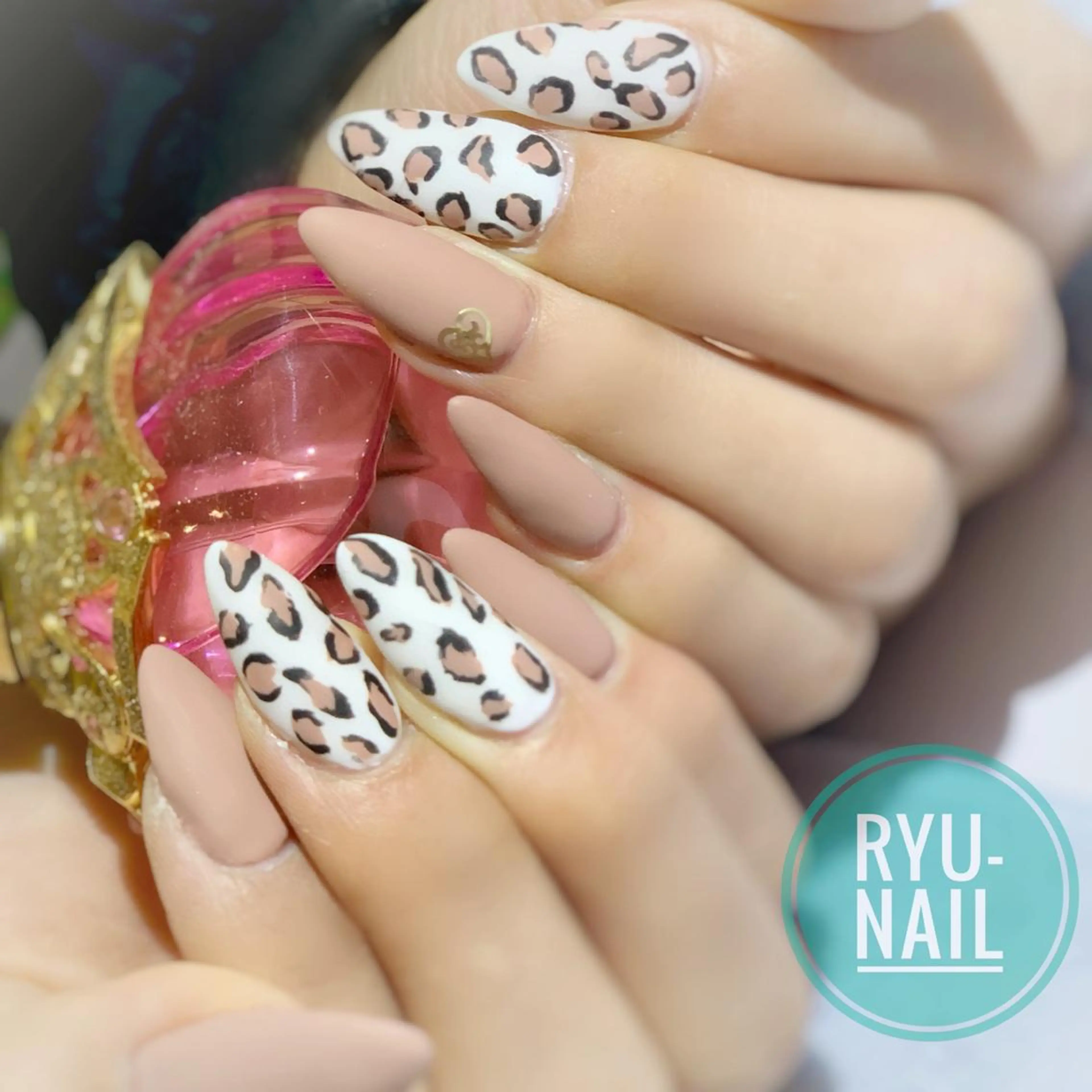 ネイル ハンドネイル Ryu-nail所属・Ryu-nail 對馬　琴美のネイルデザイン