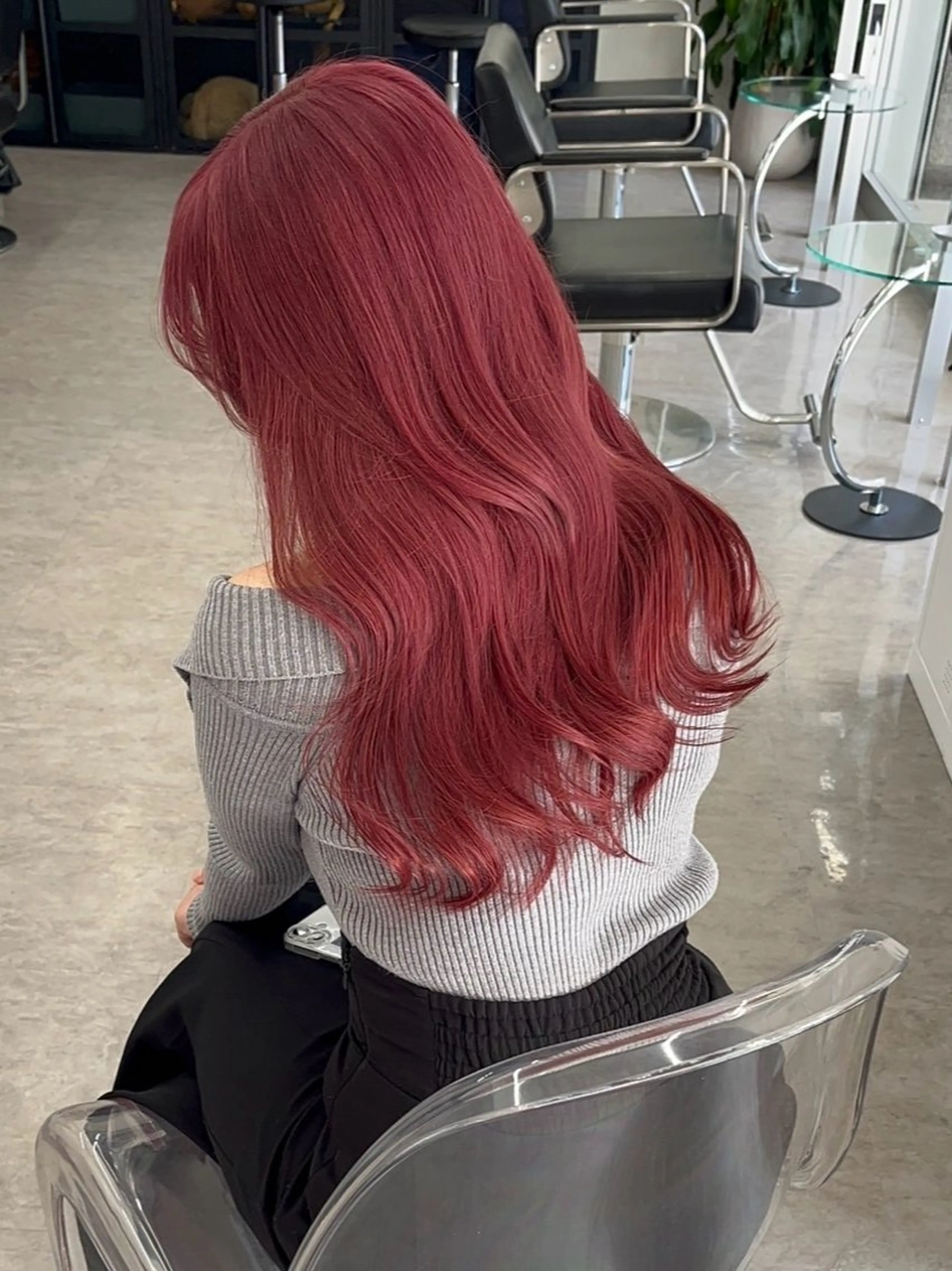 セミロング カラー ピンクカラー tint  大阪梅田 【sena】のヘアスタイル