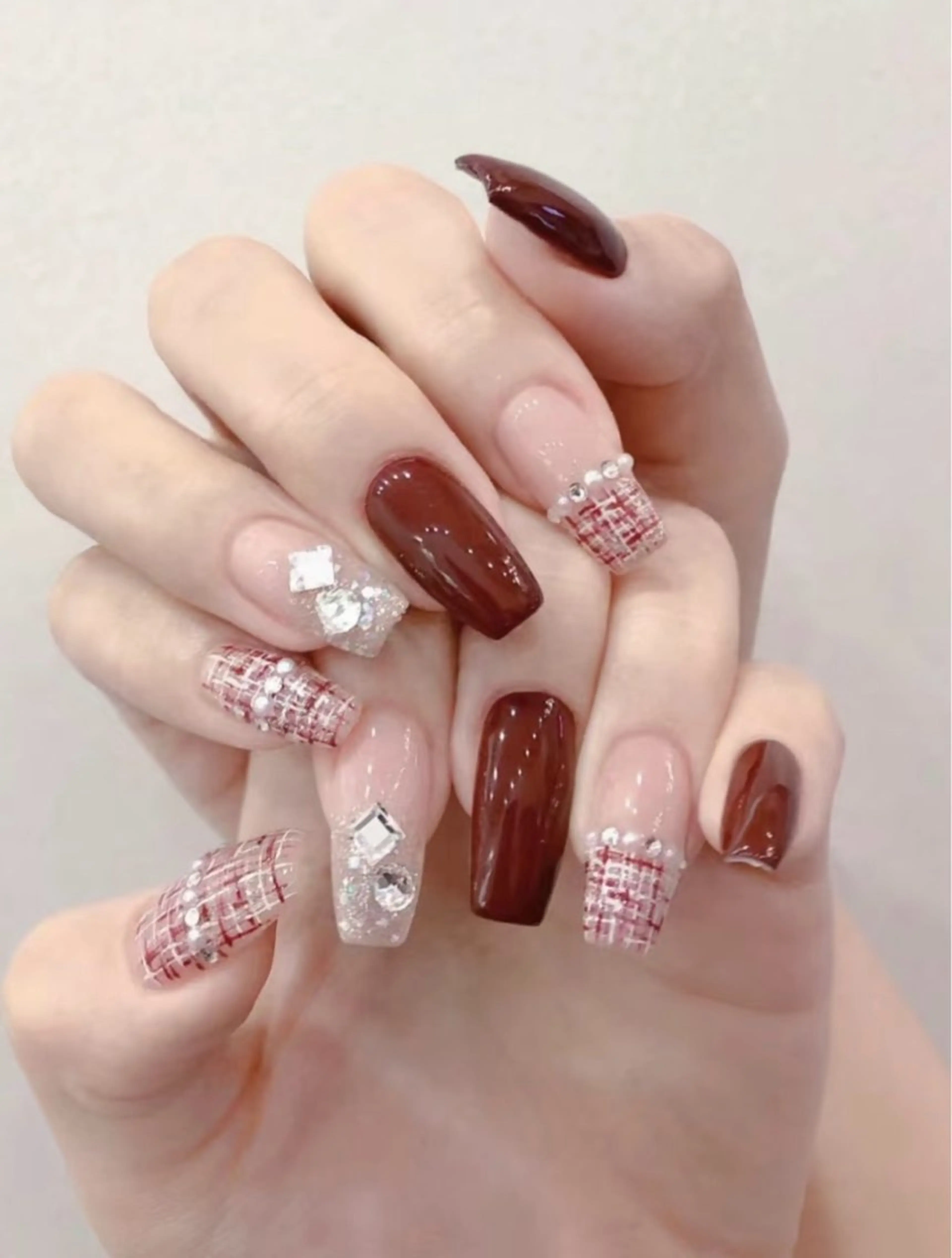 ネイル アートネイル チークネイル 長さ出し フットネイル ジェルネイル 山田 由奈のネイルデザイン