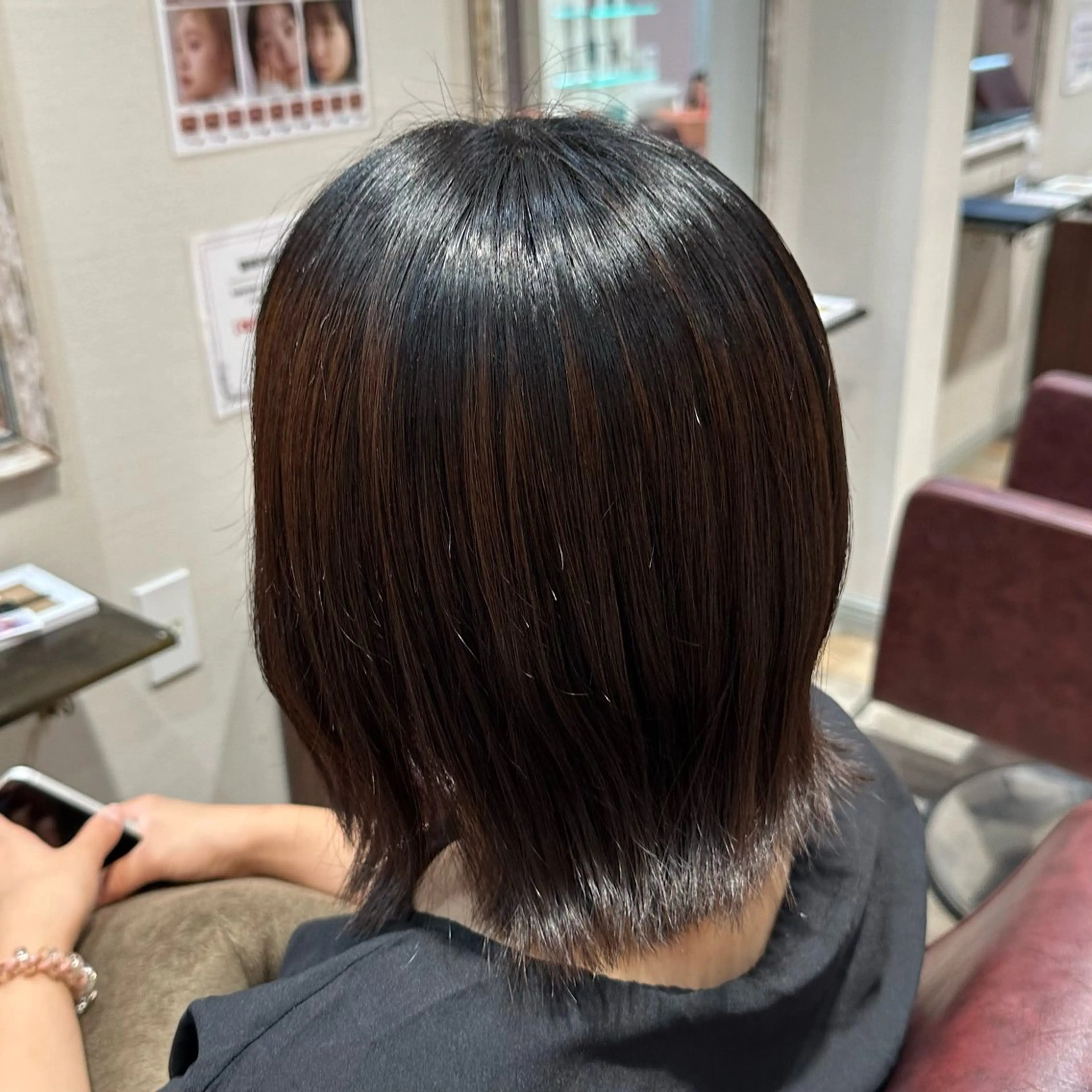 ミディアム 外ハネヘア 柔らかいcolor ￤韓国￤🩰マユ🩰のヘアスタイル