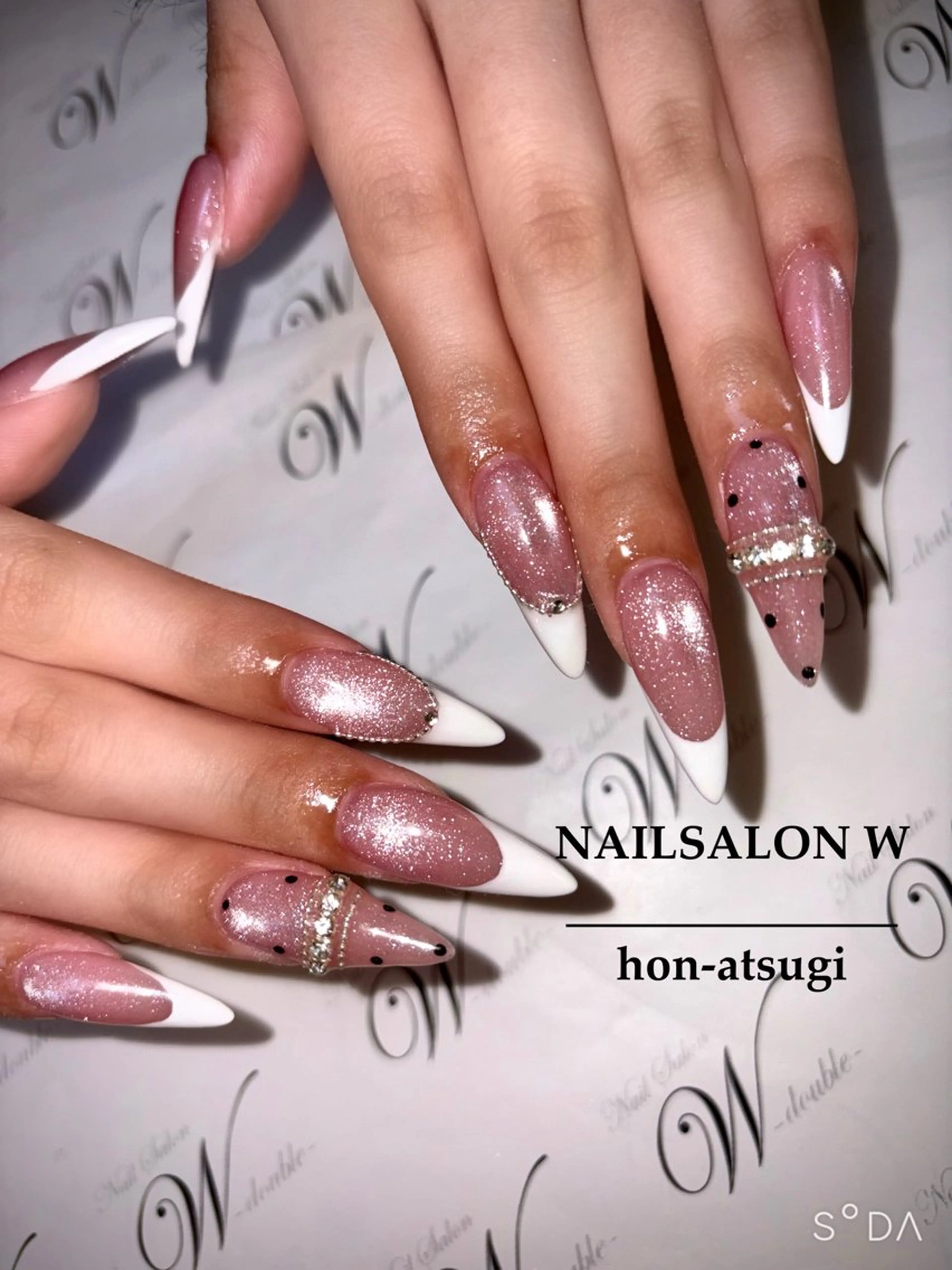 ネイル アートネイル ジェルネイル ロングネイル スカルプネイル ワンホンネイル ネイルサロン ダブルのネイルデザイン