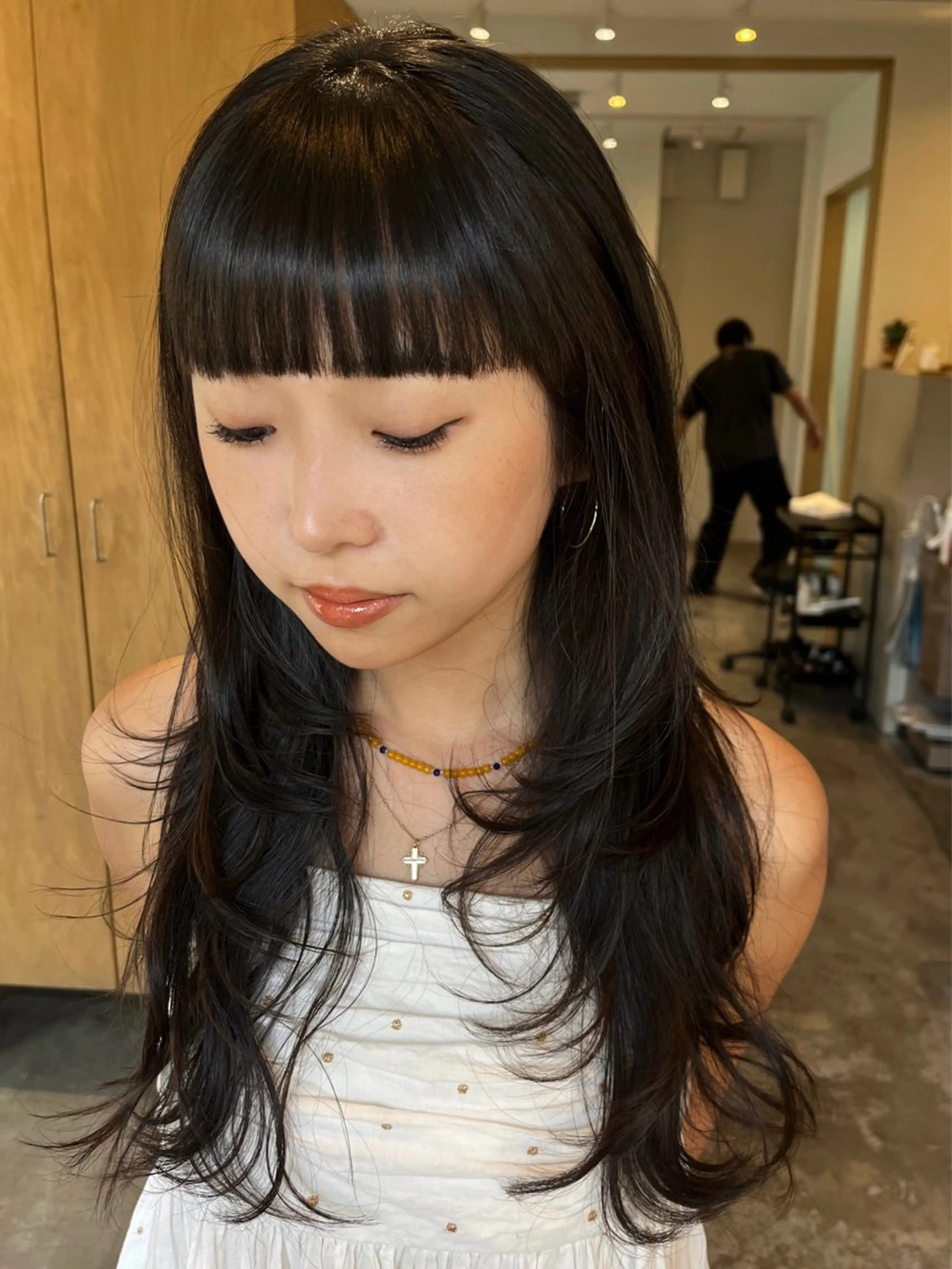 ロング レイヤーカット YUI／レイヤー カット/透明感カラーのヘアスタイル