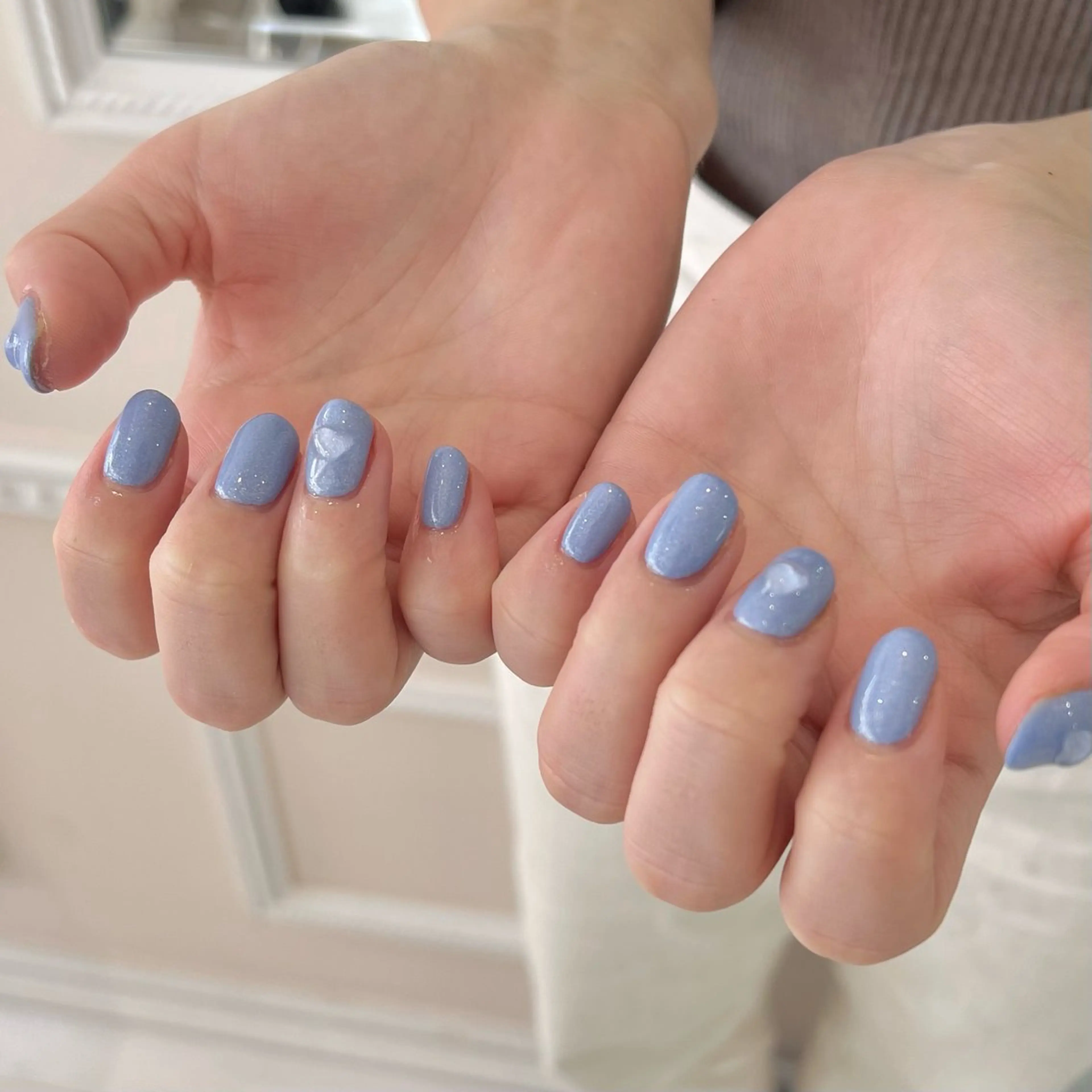 ネイル ブルー クリアネイル ハート ラメ(グリッター) ハンドネイル 🎀チーク/ちゅるん 🫧chisa🎀のネイルデザイン