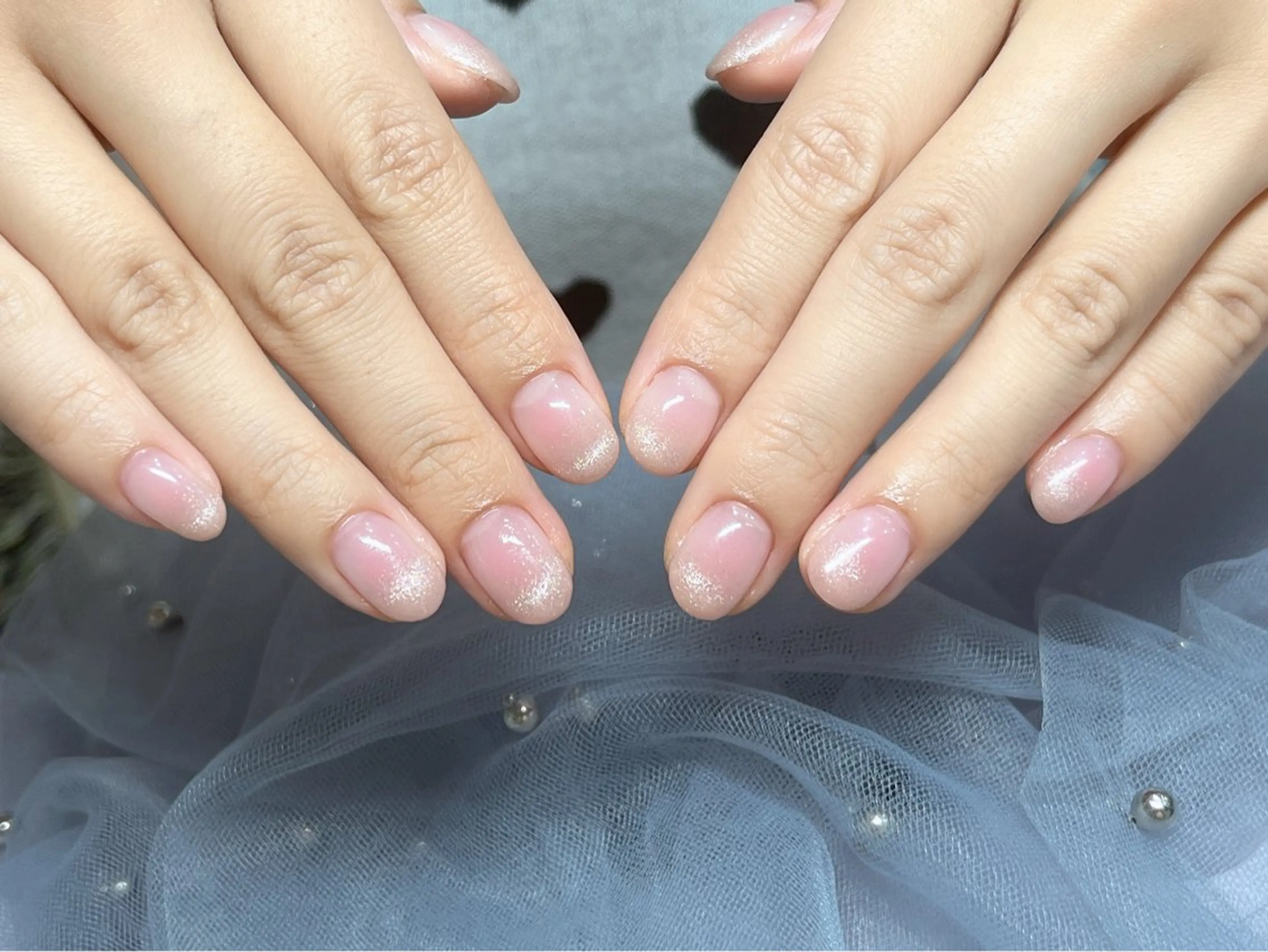 ネイル チークネイル グラデーション マグネットネイル NIJI ネイルサロンのネイルデザイン