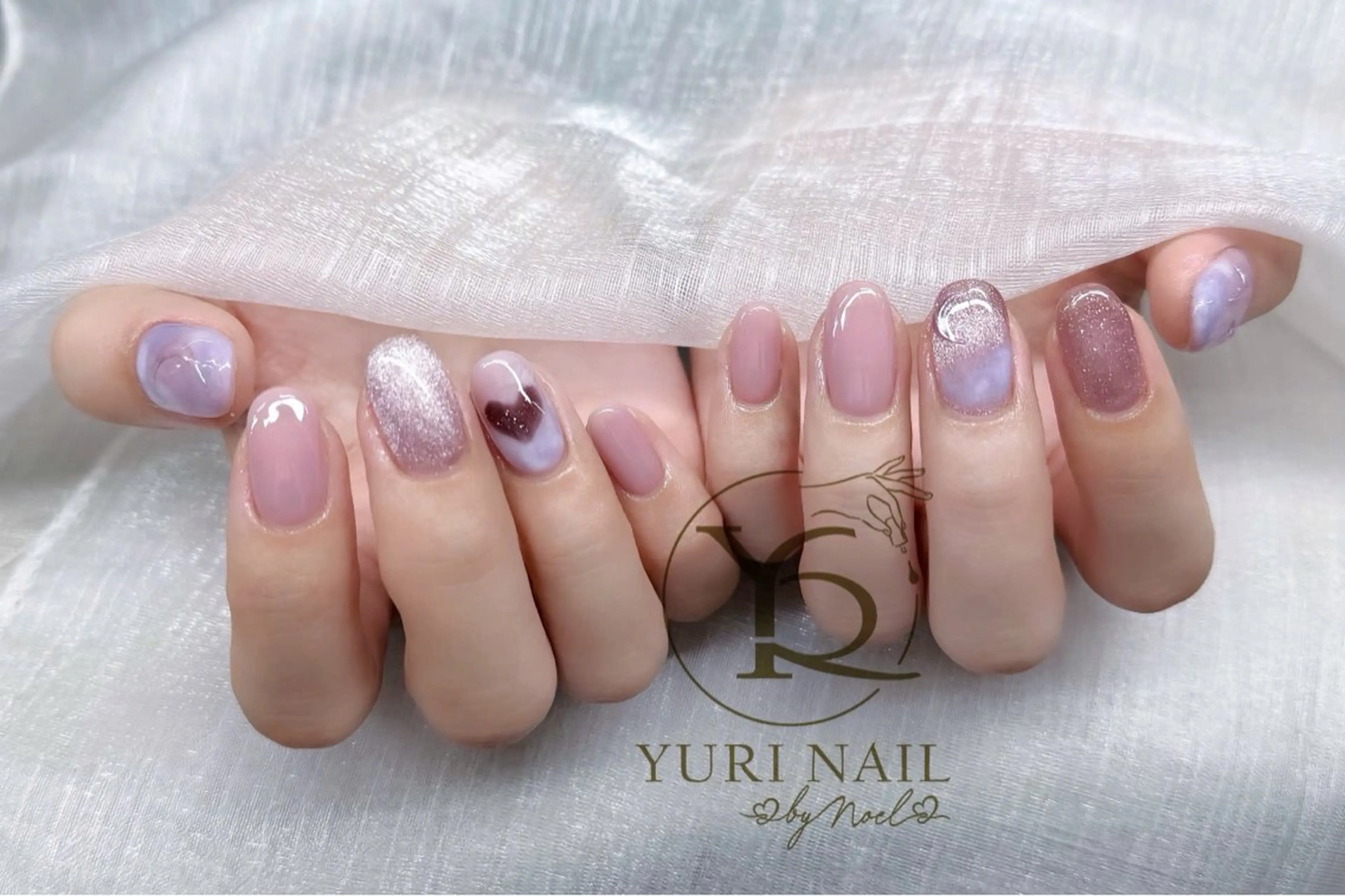 ネイル チークネイル フットネイル フレンチネイル 韓国ネイル 水色 ハンドネイル フットネイル ハンドケア YURI Nail NARITAのネイルデザイン