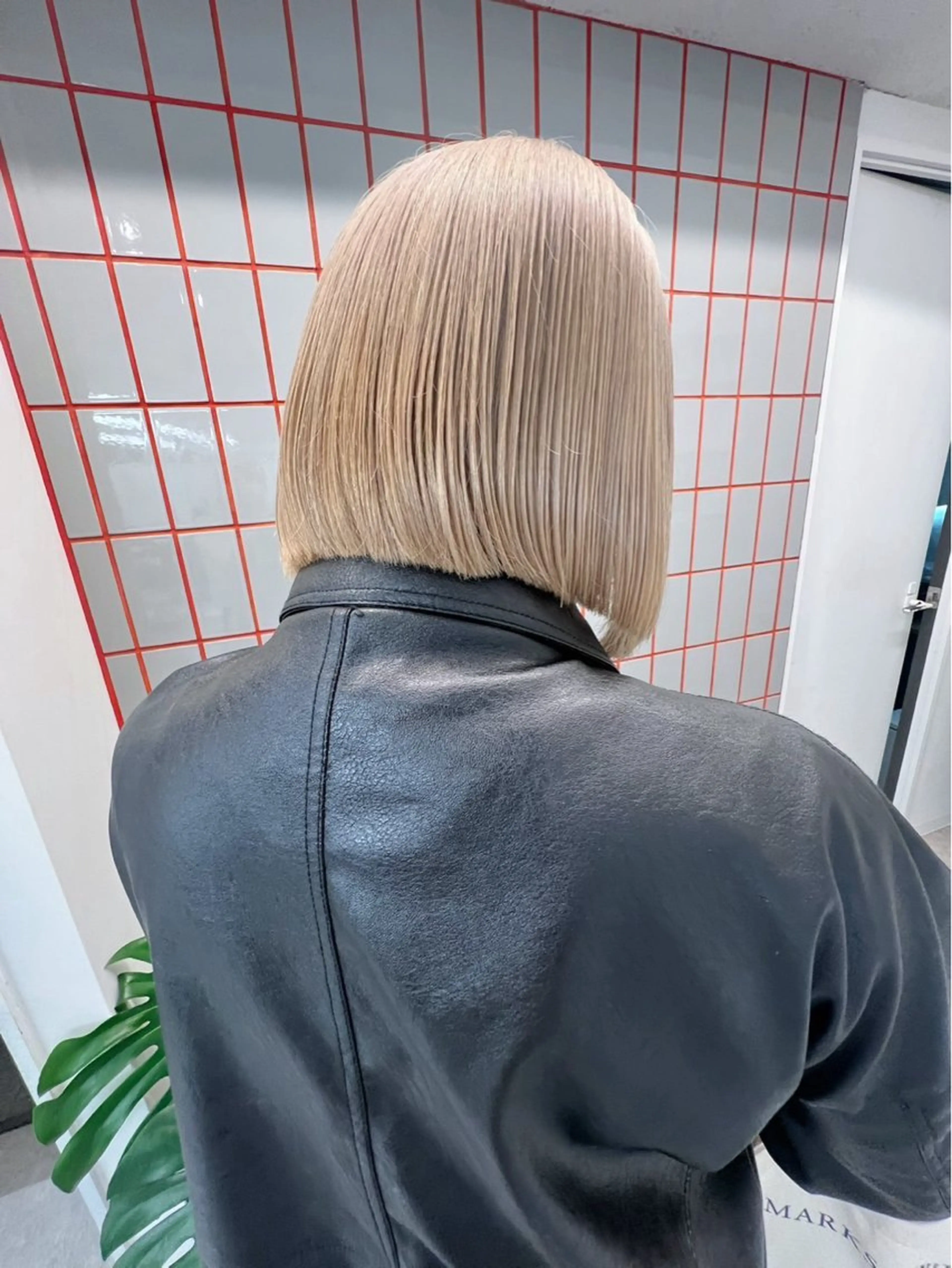 カラー 🐬透明感カラー/ ハイトーン/ユウ🐬のヘアスタイル