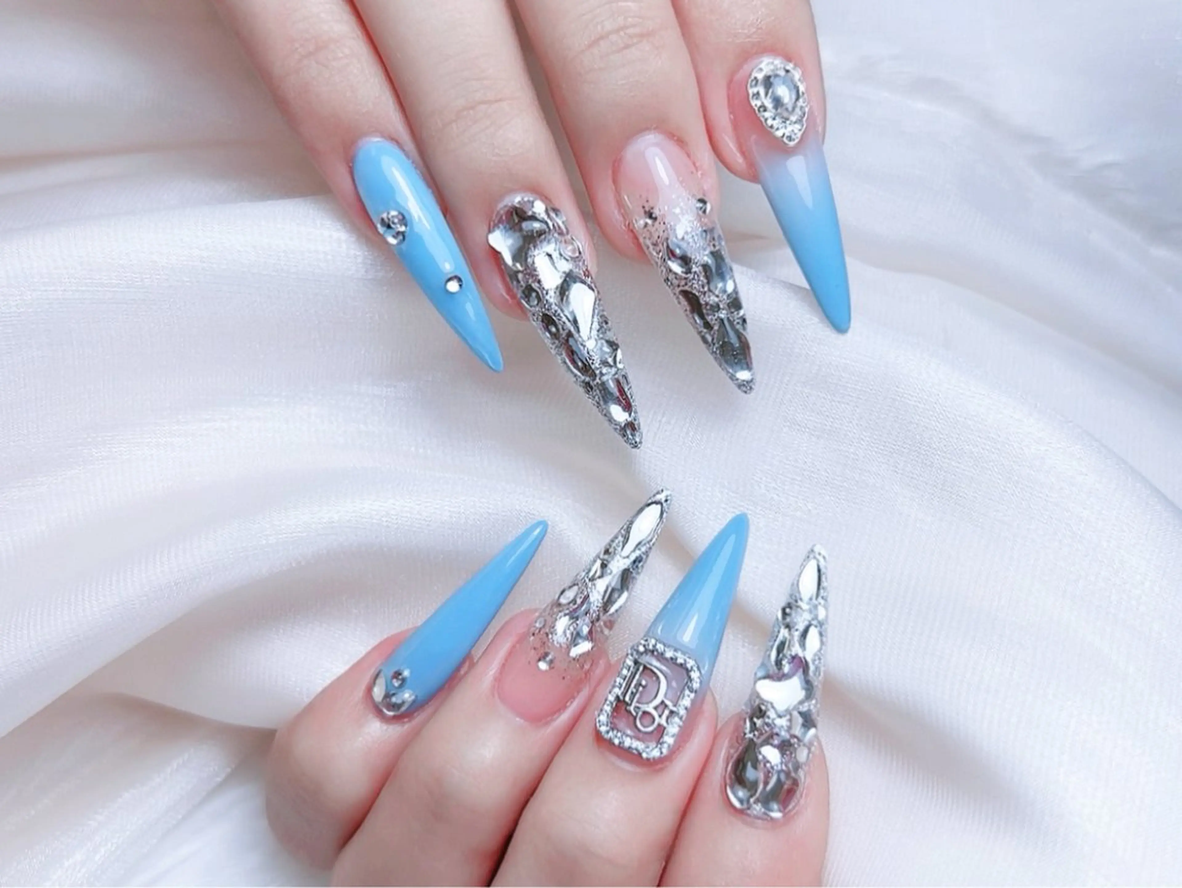 ネイル ハンドネイル M🌷nail 長さだし専門店のネイルデザイン