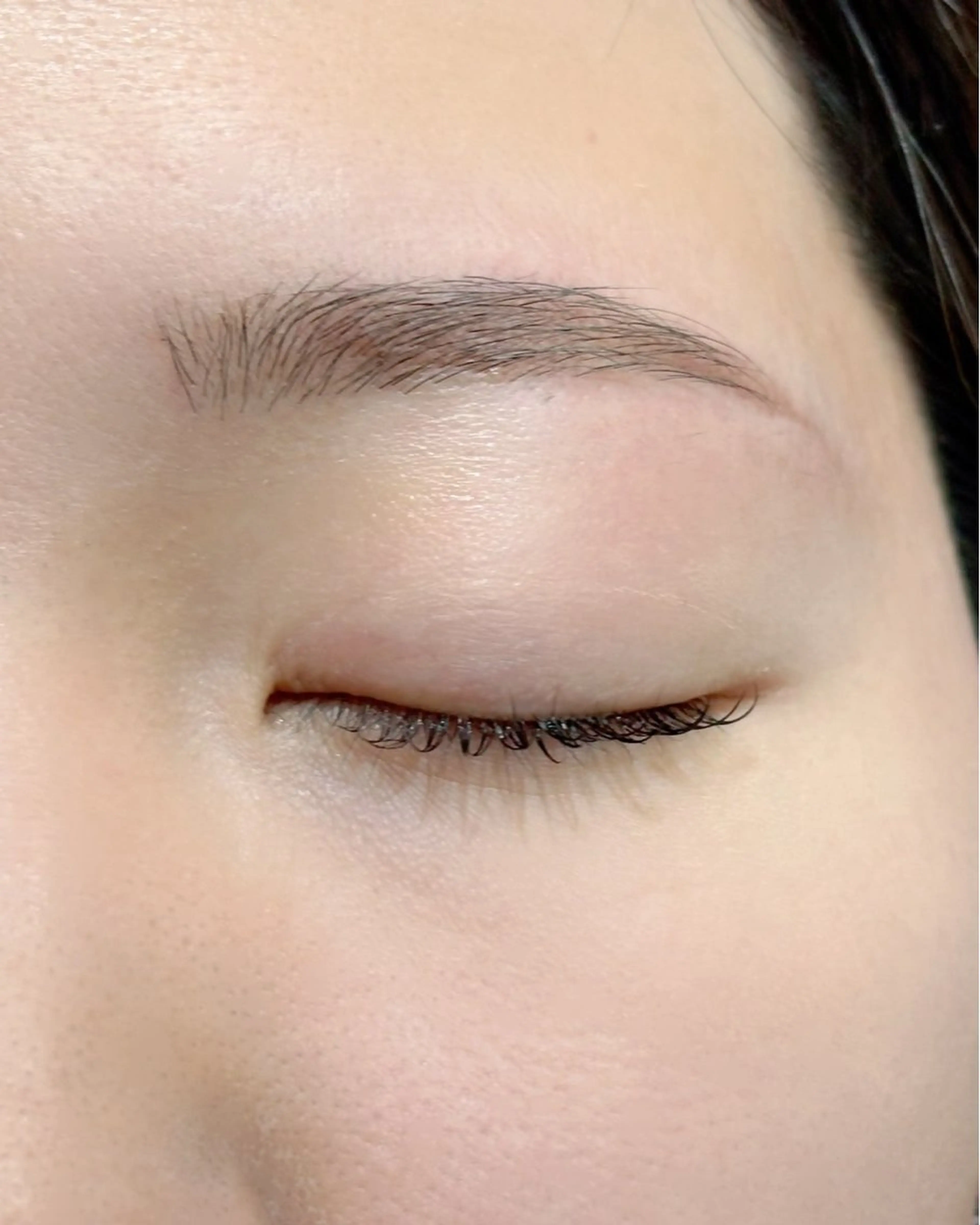 アイブロウ ワックス脱毛 Kanami カナミのマツエク・マツパデザイン