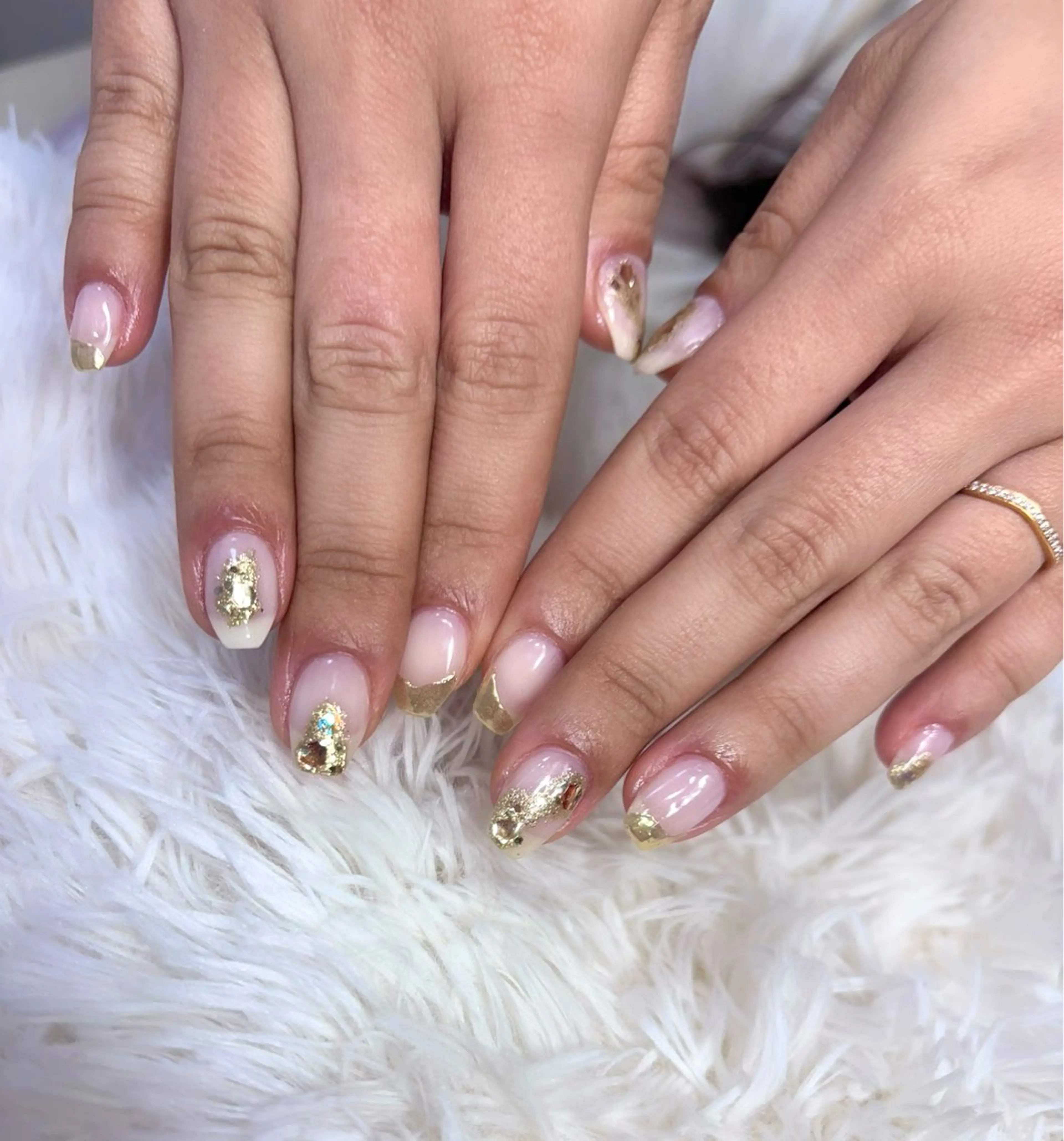 ネイル ミラーネイル ニュアンスネイル オフィスネイル 冬ネイル ハンドネイル LUANA n'sのネイルデザイン