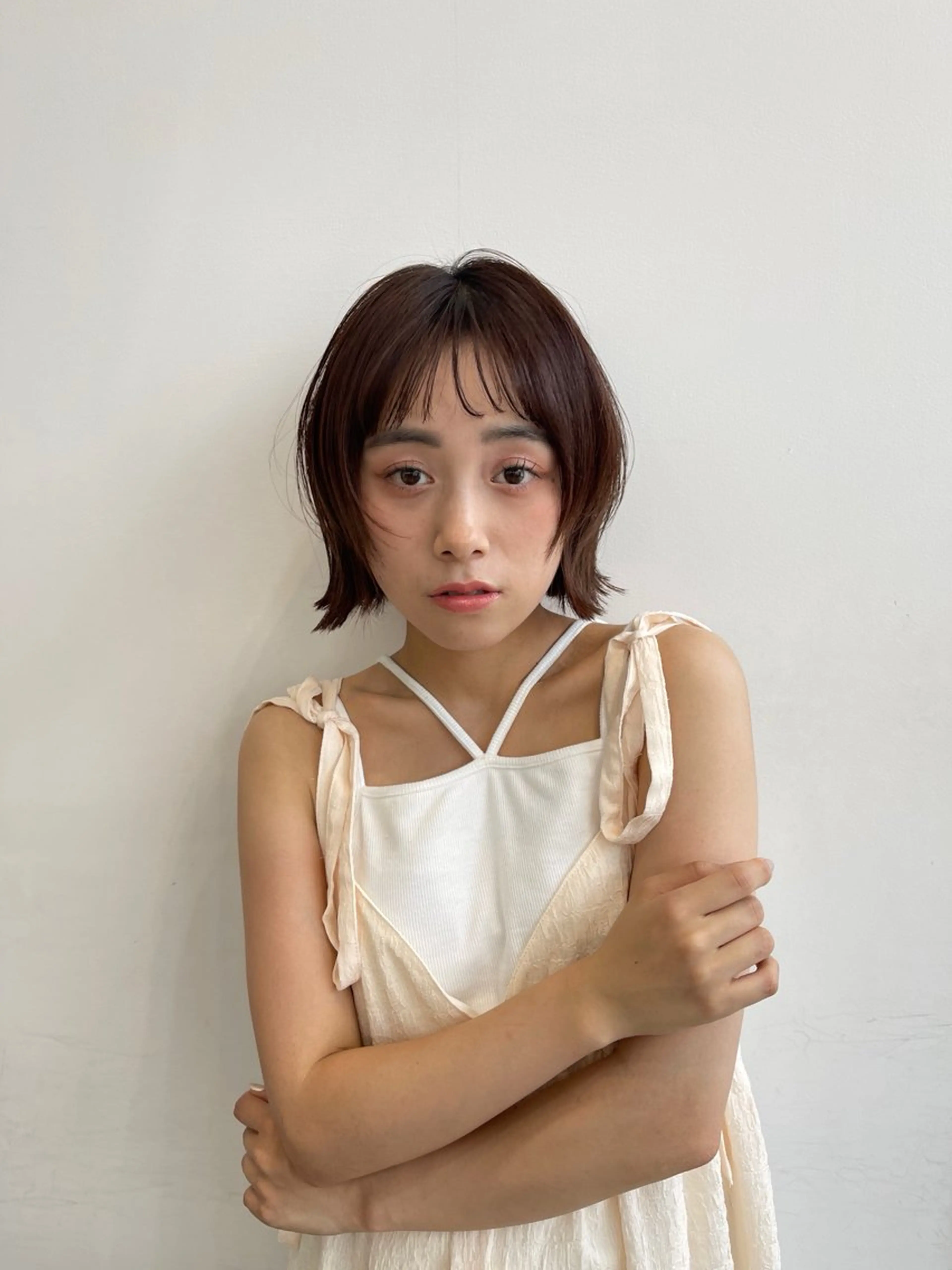 ショート カラー ヘアアレンジ 顔まわりレイヤー レイヤーカット 小顔カット 愛莉/ラベンダー/ ベージュ/ブラウンのヘアスタイル