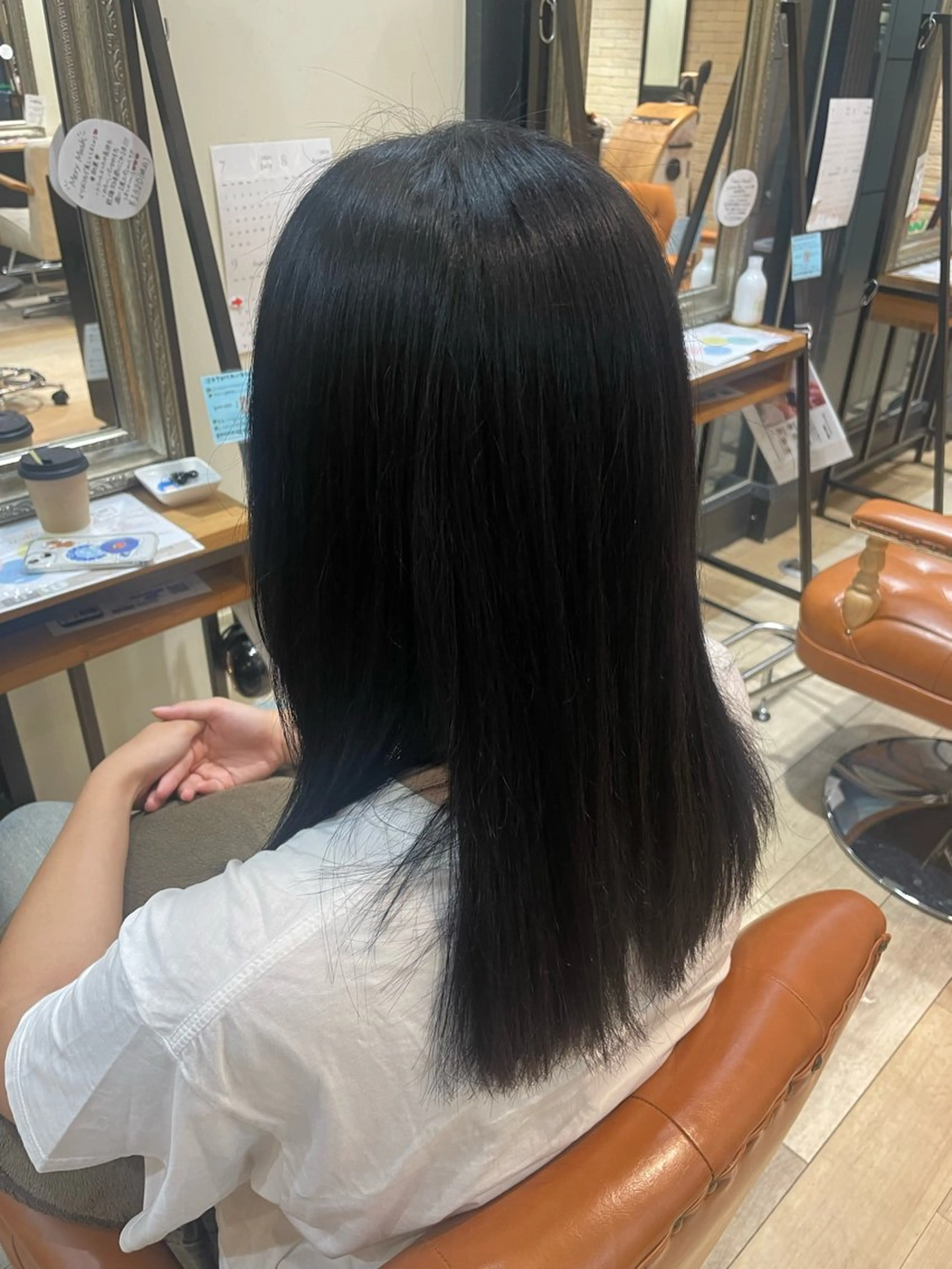 セミロング カラー 松尾 遥花のヘアスタイル